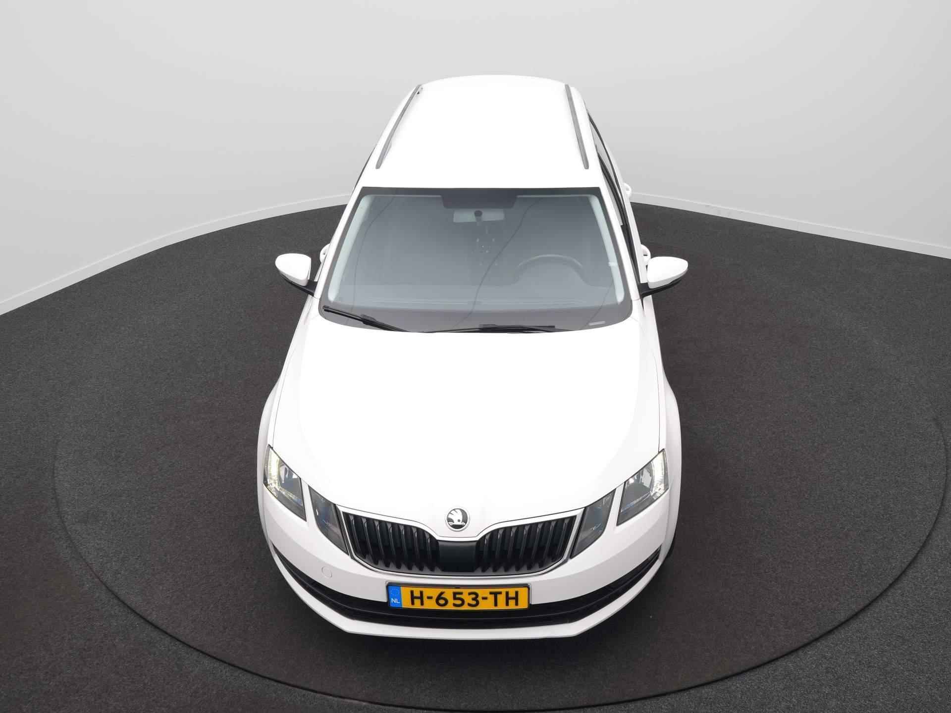 Skoda Octavia Combi 1.2 TSI Greentech Active - 11/31