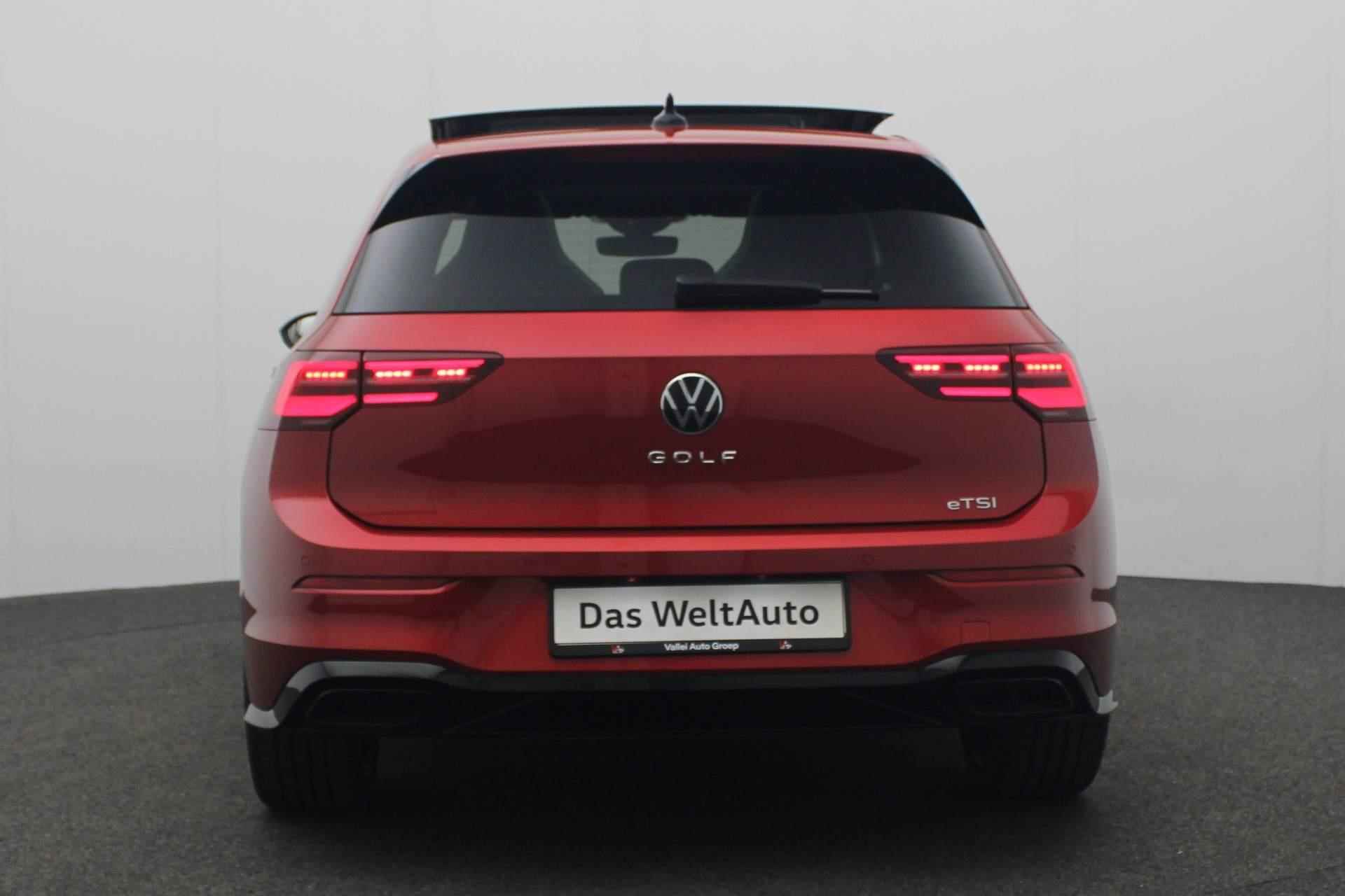 Volkswagen Golf 1.5 eTSI 130PK DSG R-Line Business+ Black Style | Pano | IQ Light | Camera | ACC | 18 inch | Apple Carplay / Android Auto - 19/44