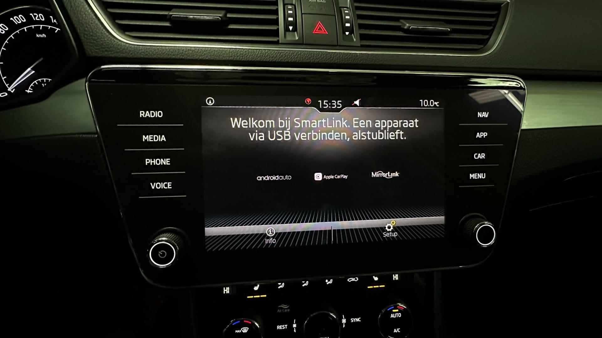 Skoda Superb Combi 1.5 TSI ACT Ambition Business benzine navigatie carplay parkeersensoren cruisecontrole pano carplay - 19/25