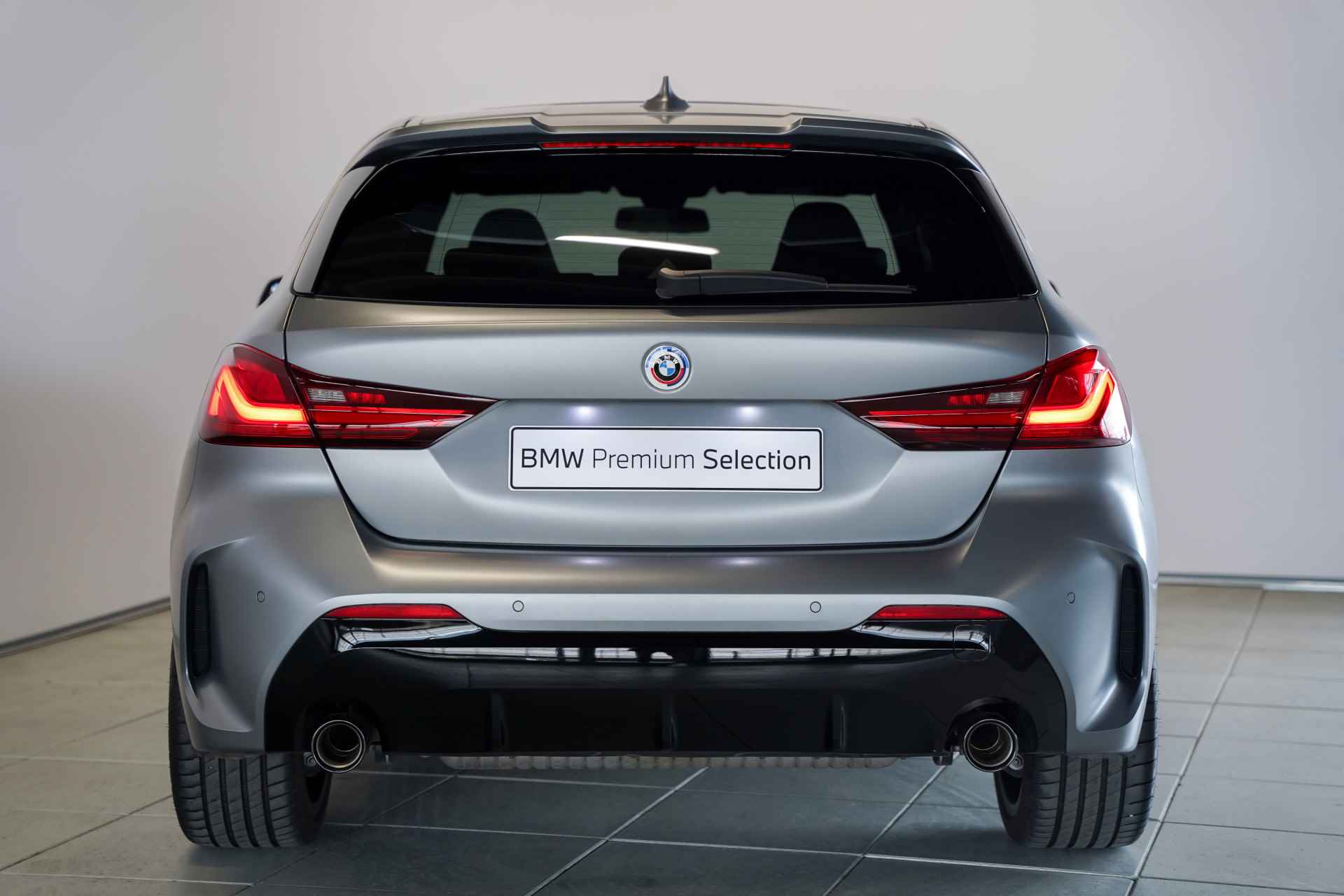 BMW 1 Serie 5-deurs 120i M Sportpakket Pro Aut. - 9/31