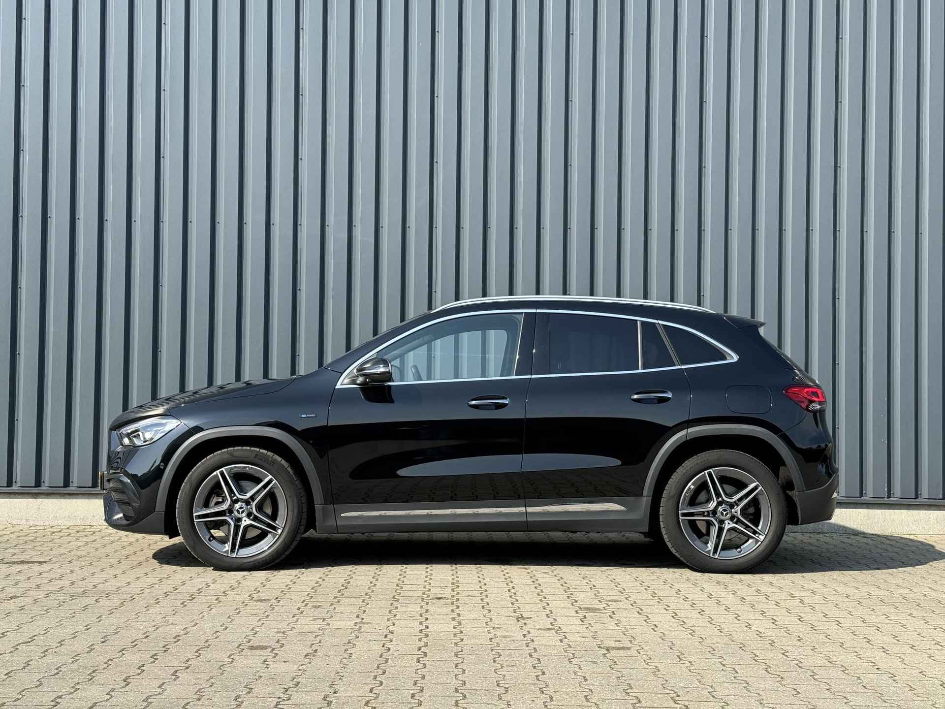 Mercedes-Benz GLA-klasse 250 e AMG | Keyless | 360 | Dodehoek - 8/31