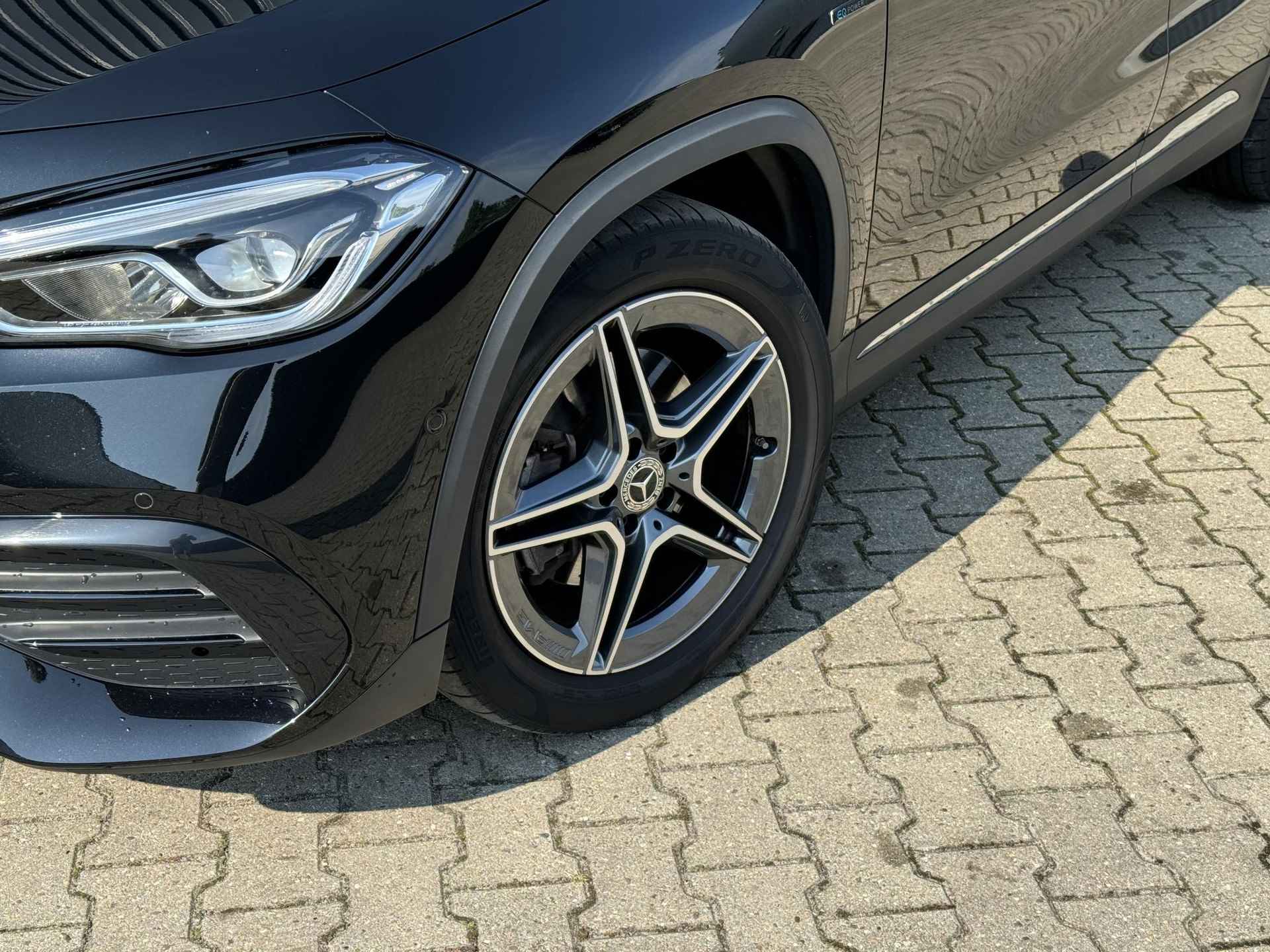 Mercedes-Benz GLA-klasse 250 e AMG | Keyless | 360 | Dodehoek - 14/31