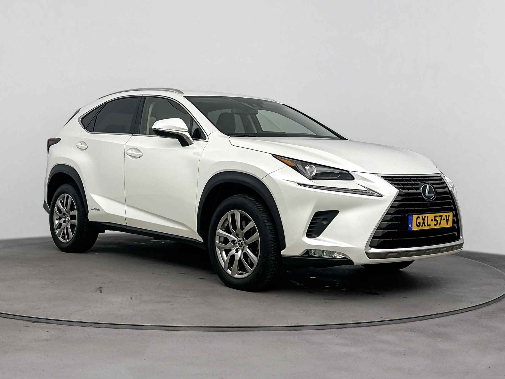 Lexus NX 300h AWD Luxury Edition Limited | Navigatie | Camera | Parkeersensoren | Cruise Control Adaptief | Climate Control | Stoelverwarming | - 29/45