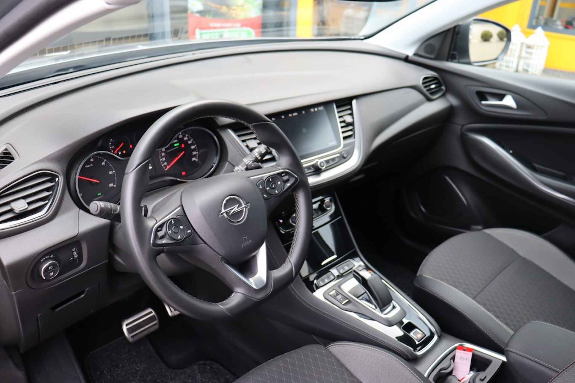 OPEL Grandland X 1.6 Turbo Hybrid PHEV Ultimate - camera Navi - Apple/Android - 32/44