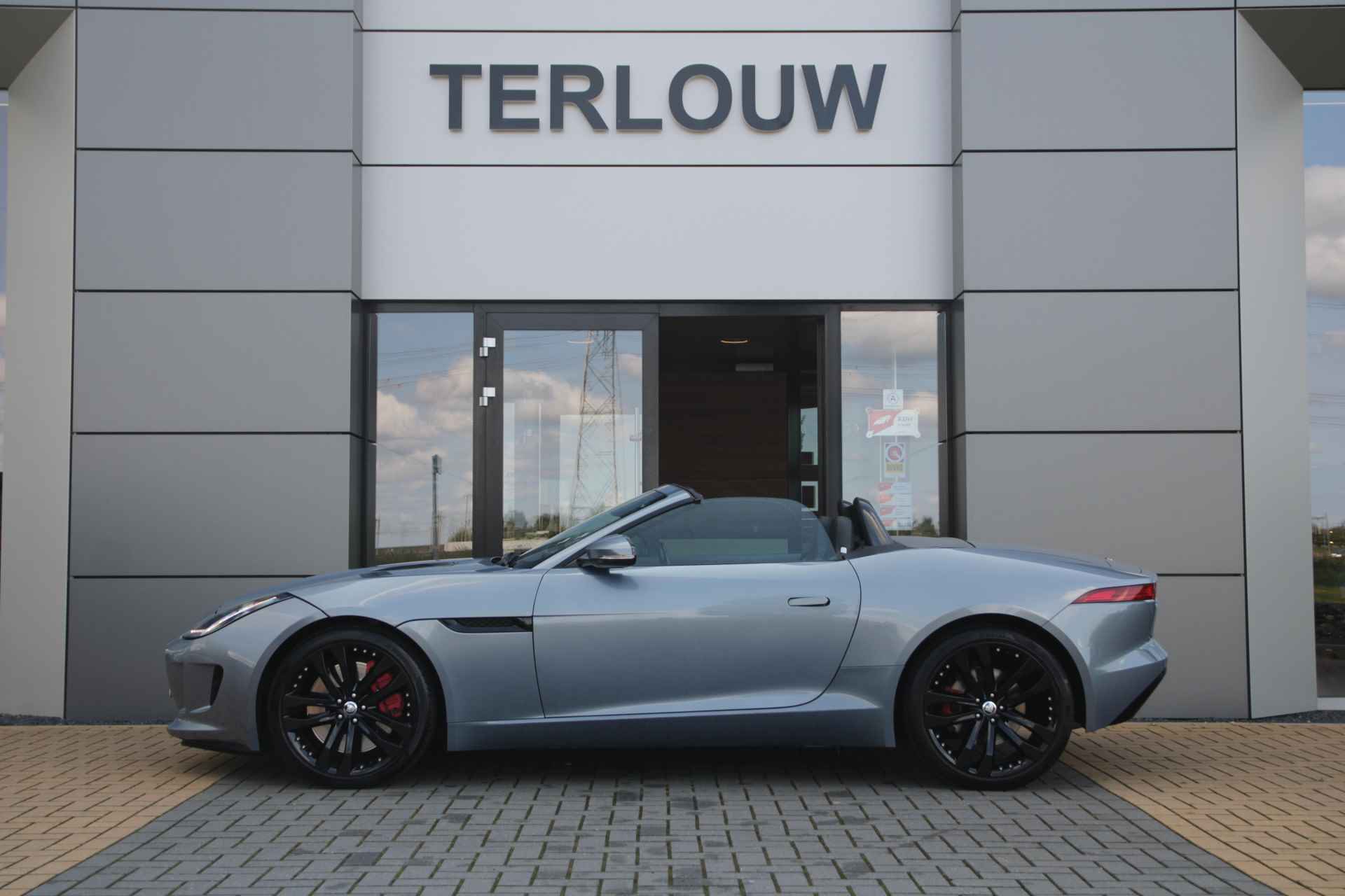 Jaguar F-Type 3.0 V6 S Convertible 381 pk 381 pk - 6/24