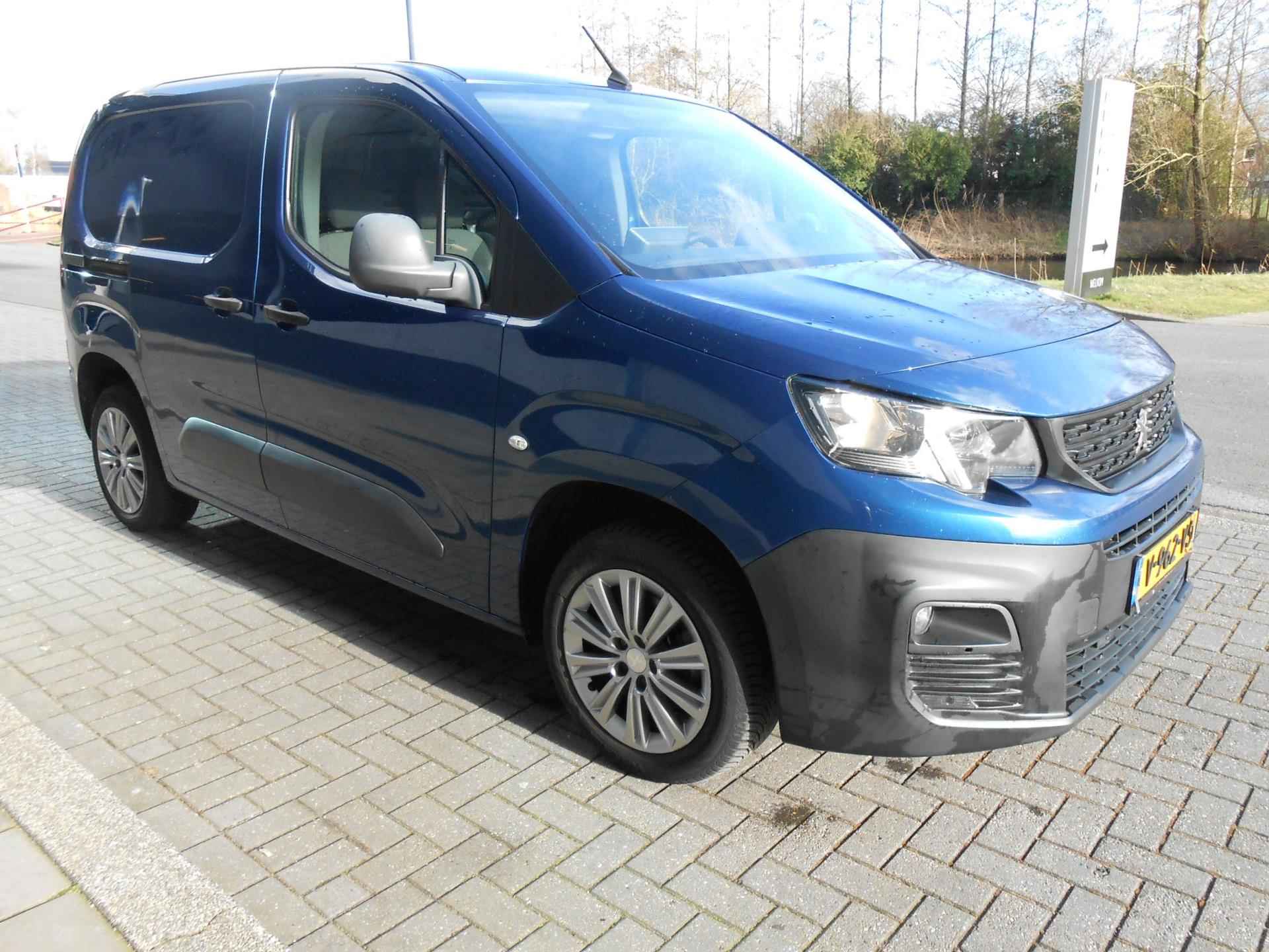 Peugeot Partner 1.6 BlueHDI Premium - 3/28