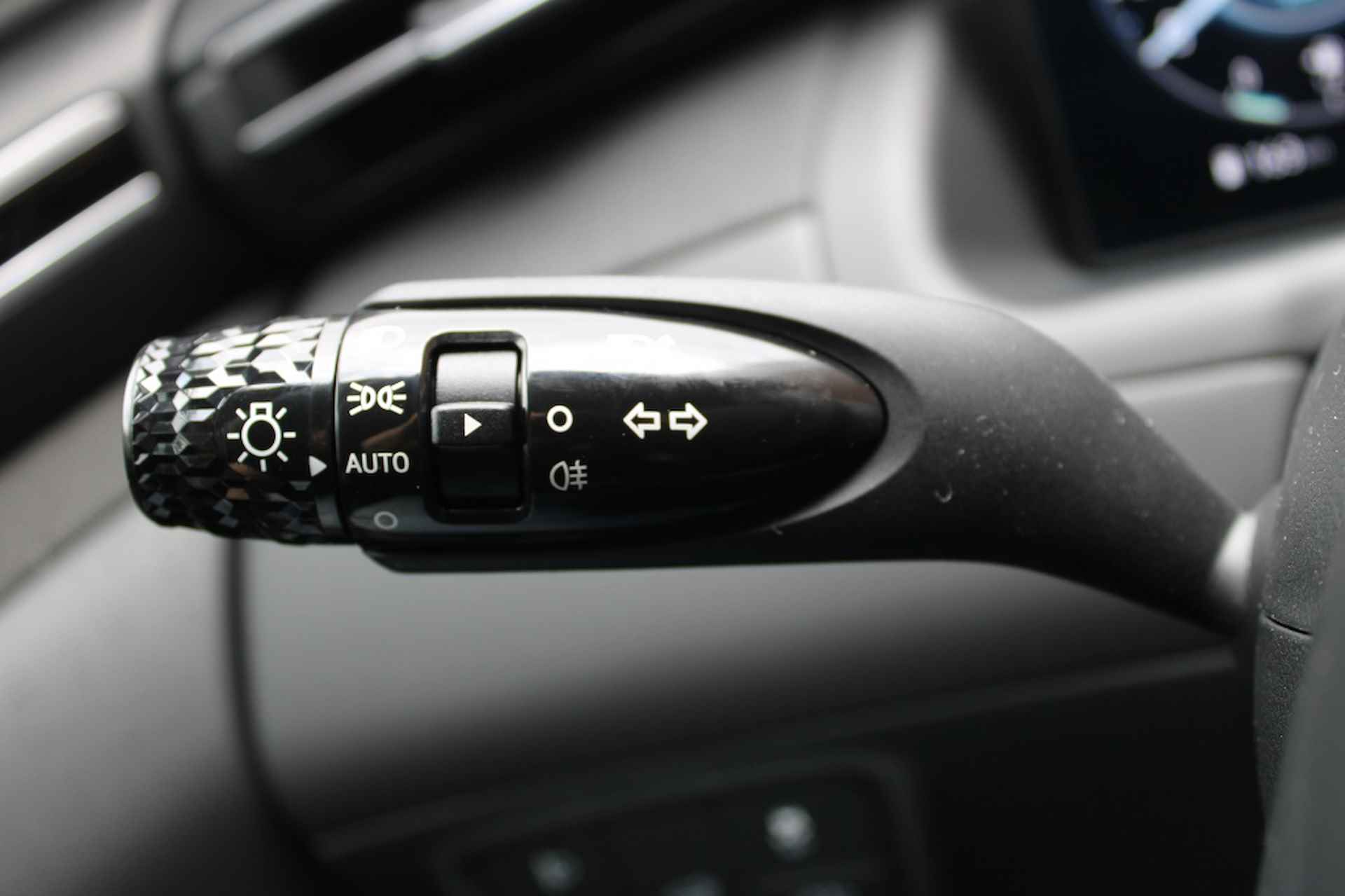 Hyundai Tucson 1.6 T-GDI HEV Comfort Smart *NIEUW! Direct leverbaar - 27/35