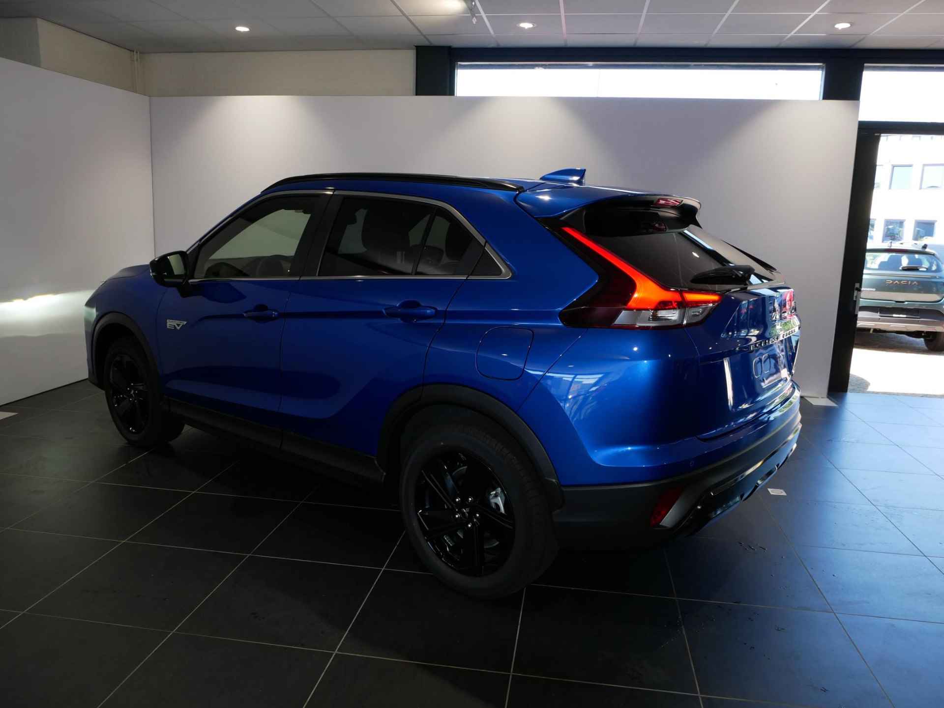 Mitsubishi Eclipse Cross 2.4 PHEV Black Edition Uit Voorraad Leverbaar | € 8.000,-- Korting | 8 Jaar Garantie! | 1500KG trekgewicht! - 4/31