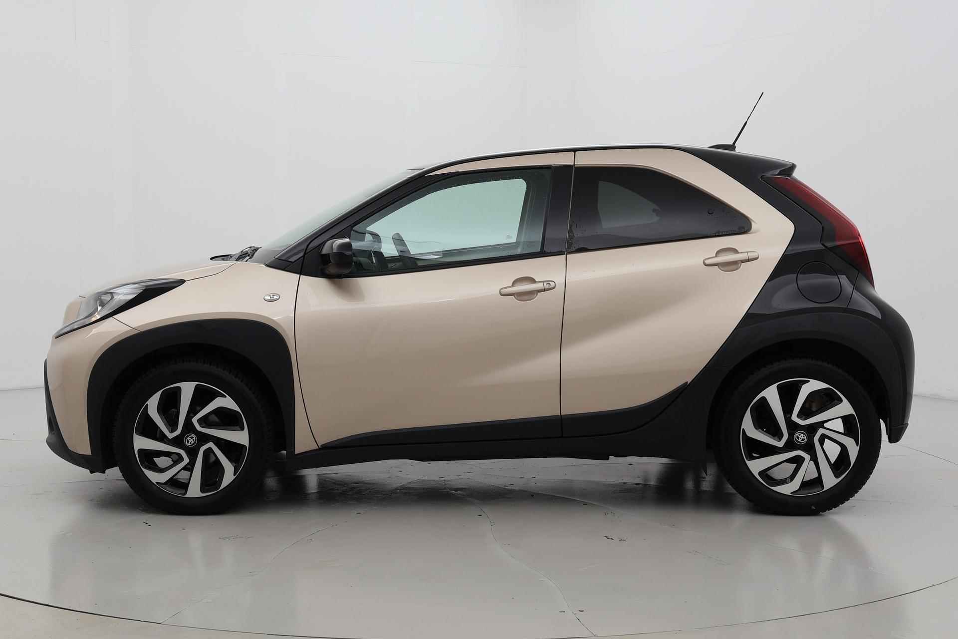 Toyota Aygo X 1.0 VVT-i MT Pulse Apple\Android Stoelverwarming - 19/31