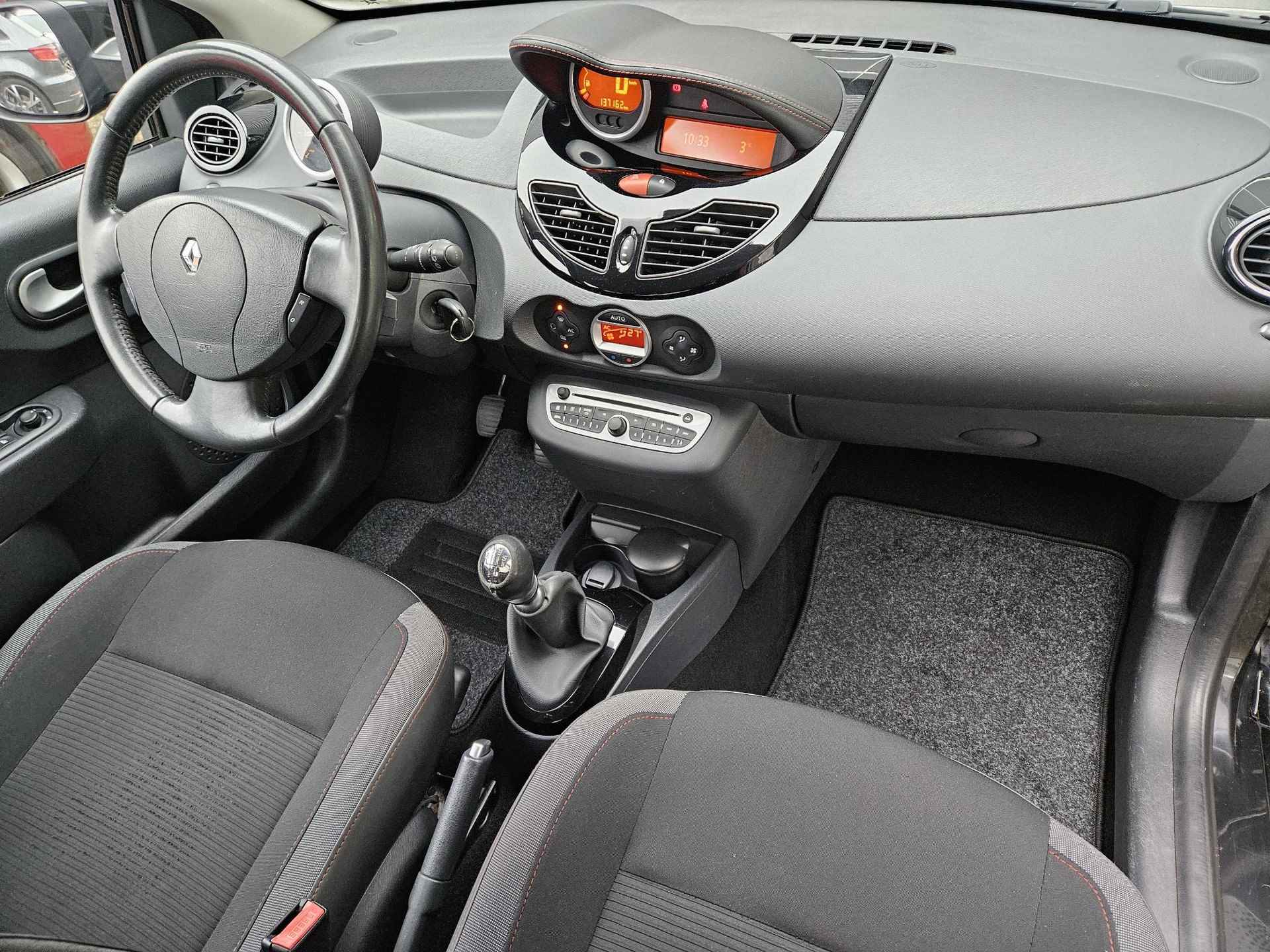 Renault Twingo 1.2 16V Dynamique /Apple Carplay/Cruise&Clima Control/Airco/15''LMV/Elekt.Ramen+Spiegels/(MET GARANTIE*) - 10/28