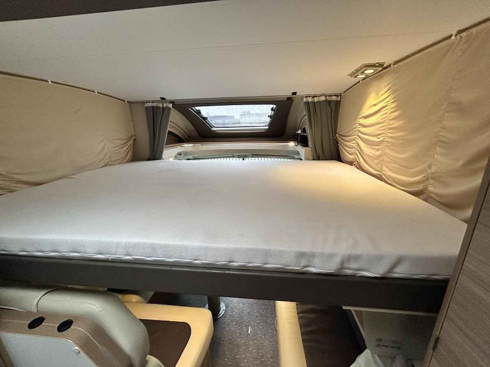 Adria Matrix Axess 590 SG Hefbed/2015/Euro-5/5.90m! - 12/23