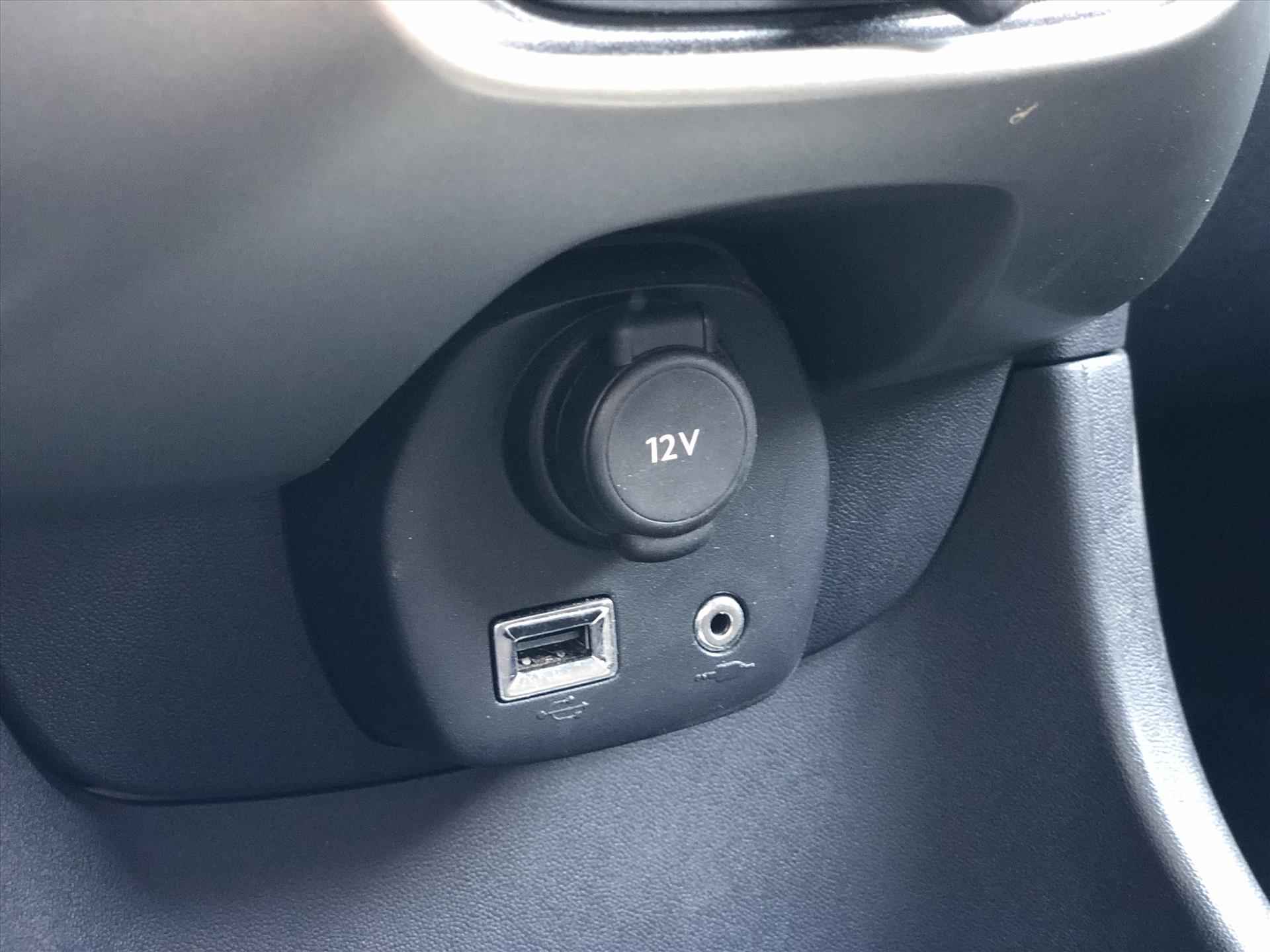 Toyota Aygo 1.0 VVT-i X-Sport | Lichtmetalen velgen, Privacy Glass, Spoiler, Trekhaak, Parkeercamera, Stuurbediening, Bluetooth, Zeer compleet! - 29/33