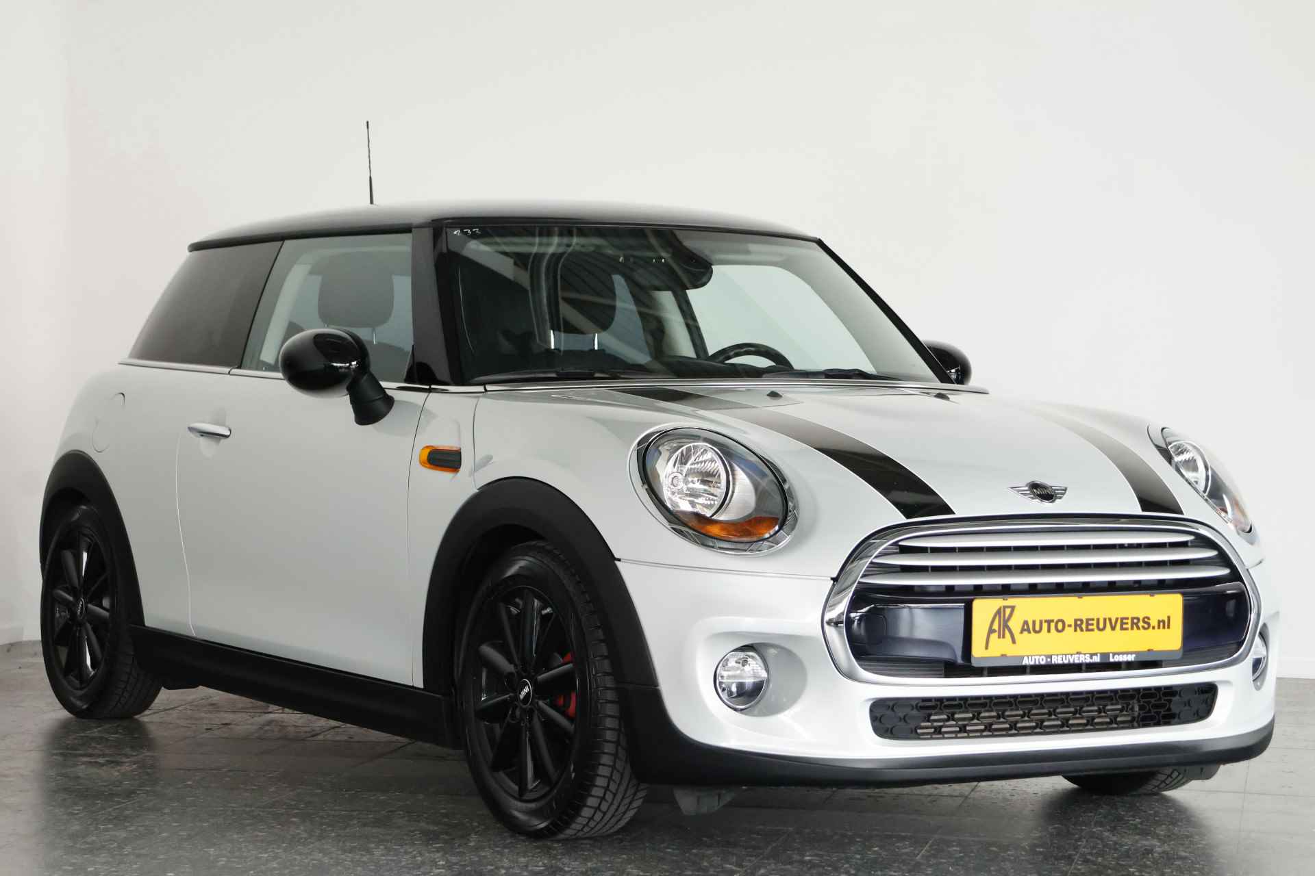 MINI Mini 1.5 Cooper Navi / DAB / Cruise / Airco / PDC - 4/25