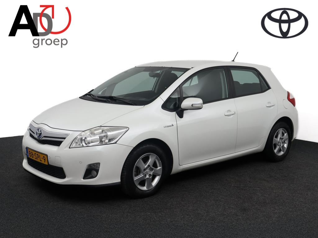 Toyota Auris 1.8 Full Hybrid Aspiration | Climate control | Parkeersensoren | Dealer onderhouden |