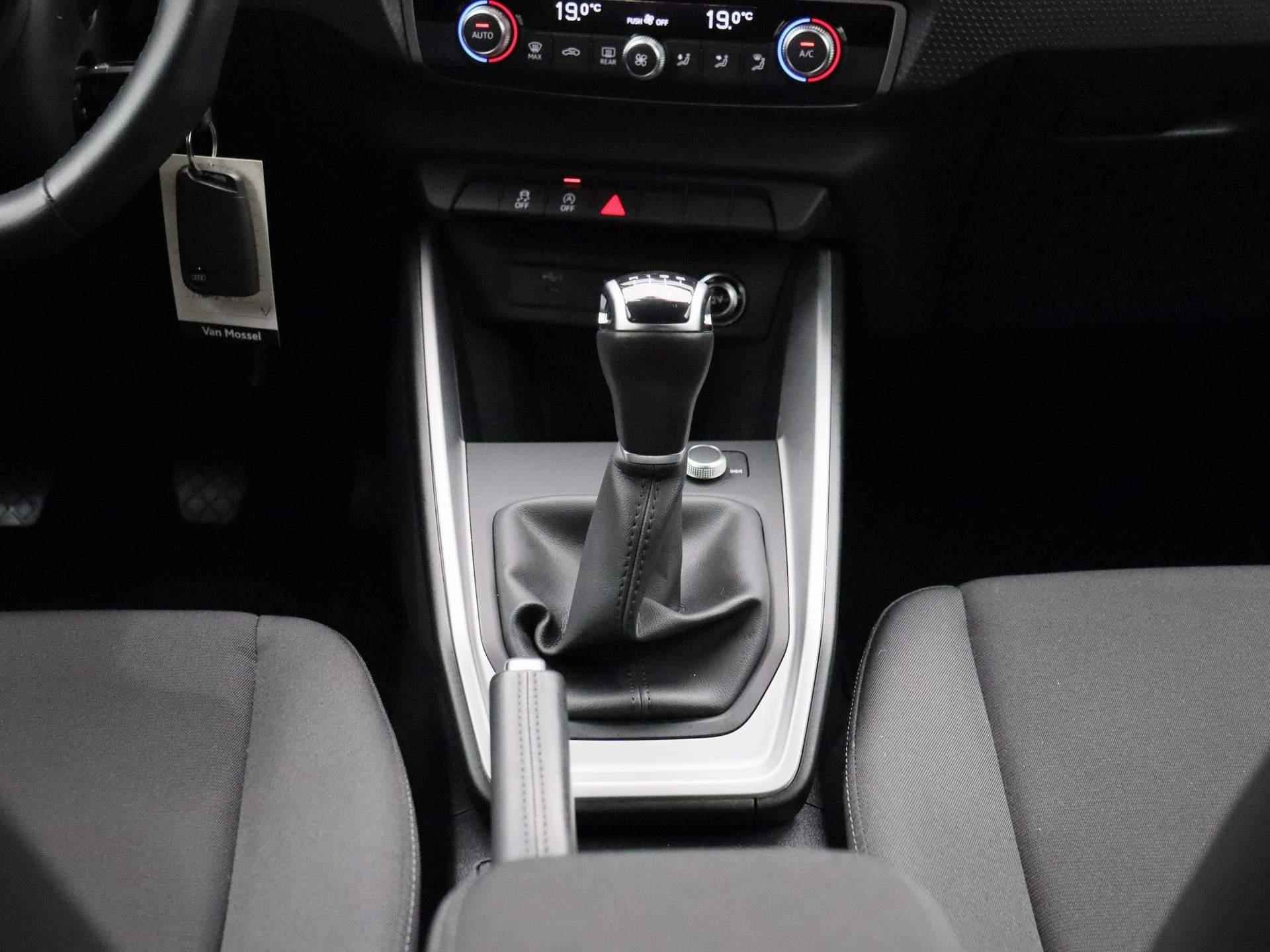 Audi A1 Sportback 25 TFSI Advanced Edition 95 PK | S-line | Virtual cockpit | LED | Climate control | Cruise control | Getint glas | Lichtmetalen velgen - 11/37