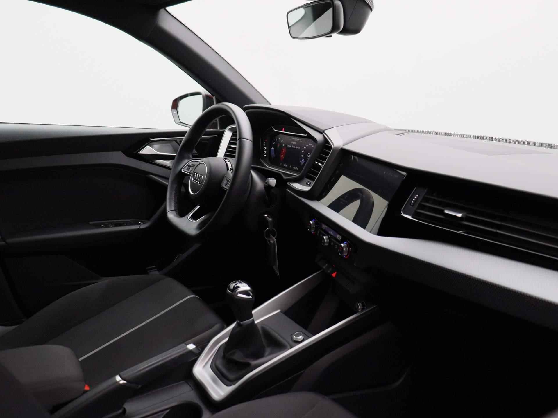 Audi A1 Sportback 25 TFSI Advanced Edition 95 PK | S-line | Virtual cockpit | LED | Climate control | Cruise control | Getint glas | Lichtmetalen velgen - 32/37