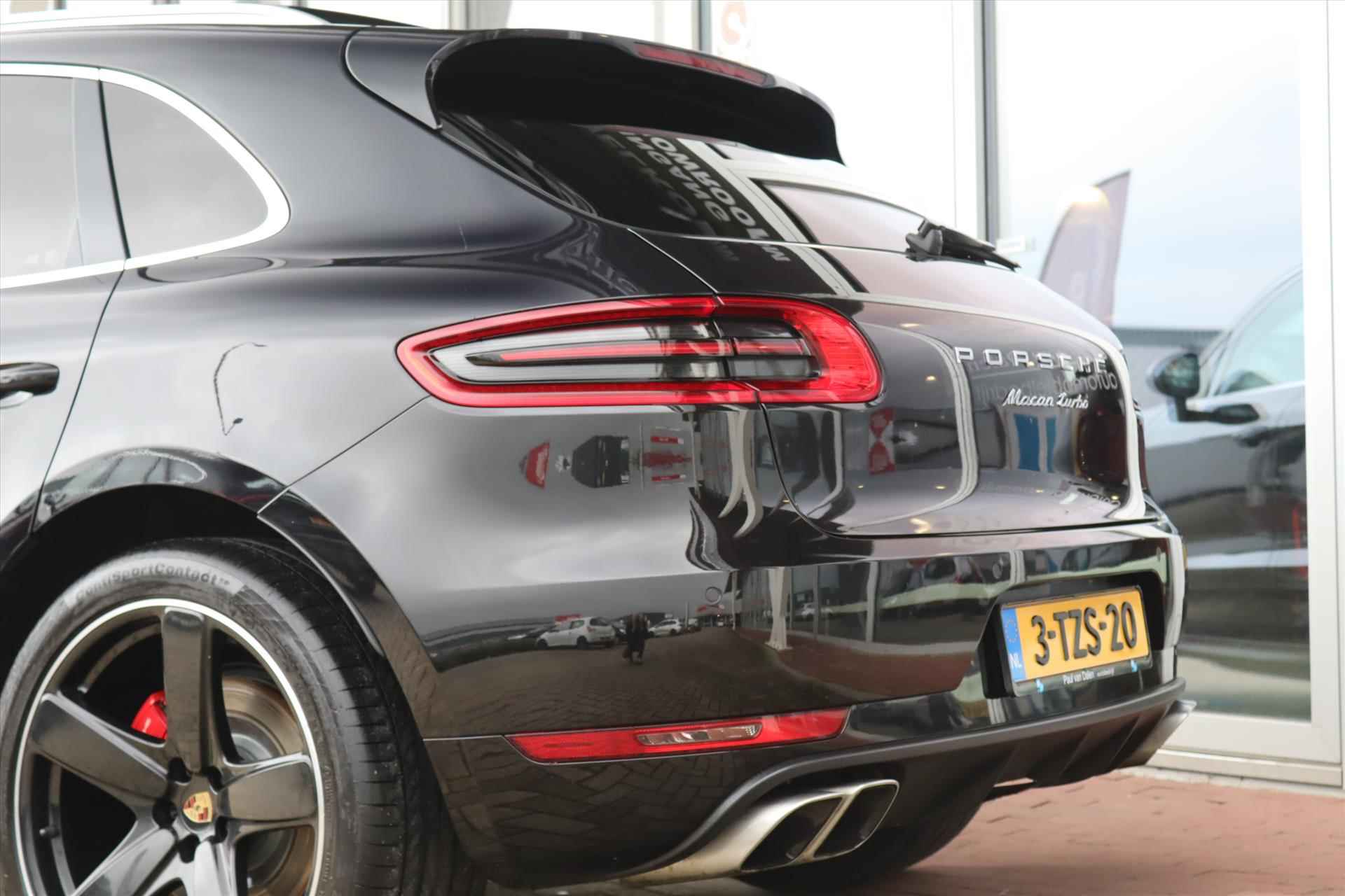 Porsche Macan 3.6 TURBO 400PK Panoramadak | 21 Inch | Luchtvering | Leer | Alcantara hemel | Bose | Stoelverwarming | NL Auto | - 15/66