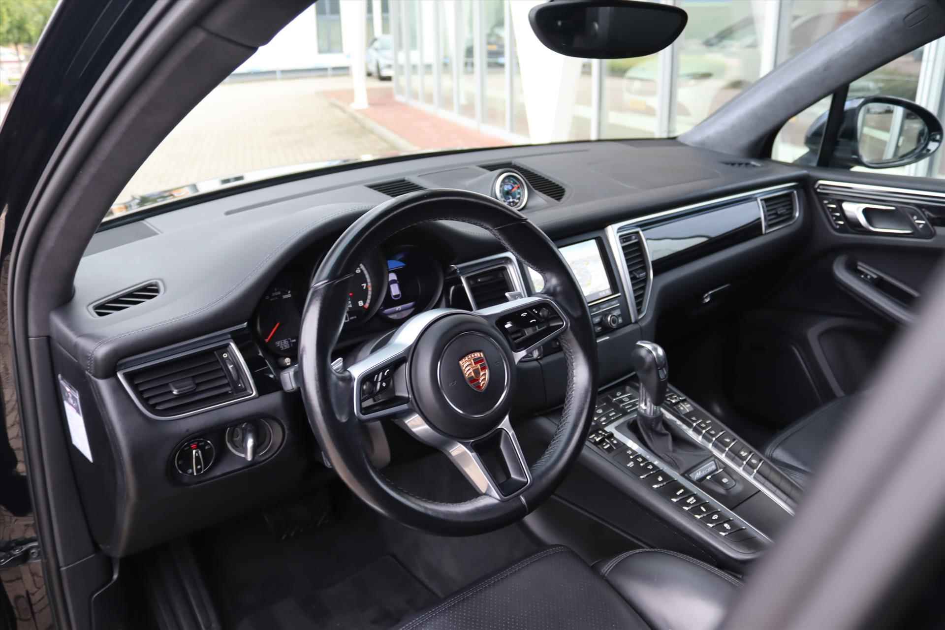 Porsche Macan 3.6 TURBO 400PK Panoramadak | 21 Inch | Luchtvering | Leer | Alcantara hemel | Bose | Stoelverwarming | NL Auto | - 16/66