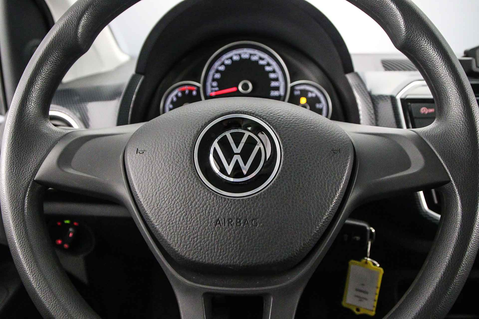 Volkswagen up! Move up 1.0 MPI 65pk Radio, Airco, DAB, Bluetooth, Elektrische ramen voor, LED dagrijverlichting - 14/30