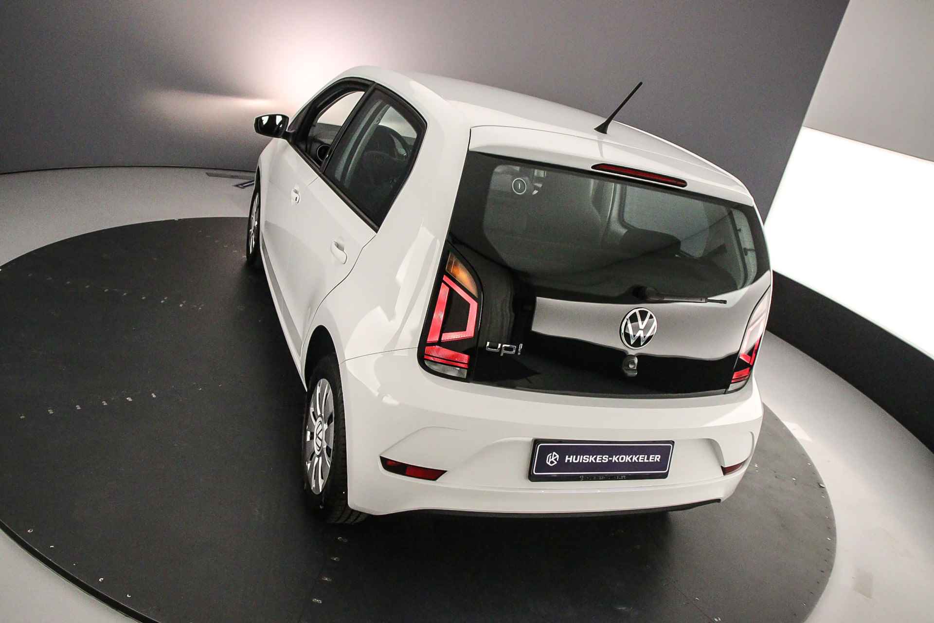Volkswagen up! Move up 1.0 MPI 65pk Radio, Airco, DAB, Bluetooth, Elektrische ramen voor, LED dagrijverlichting - 23/30