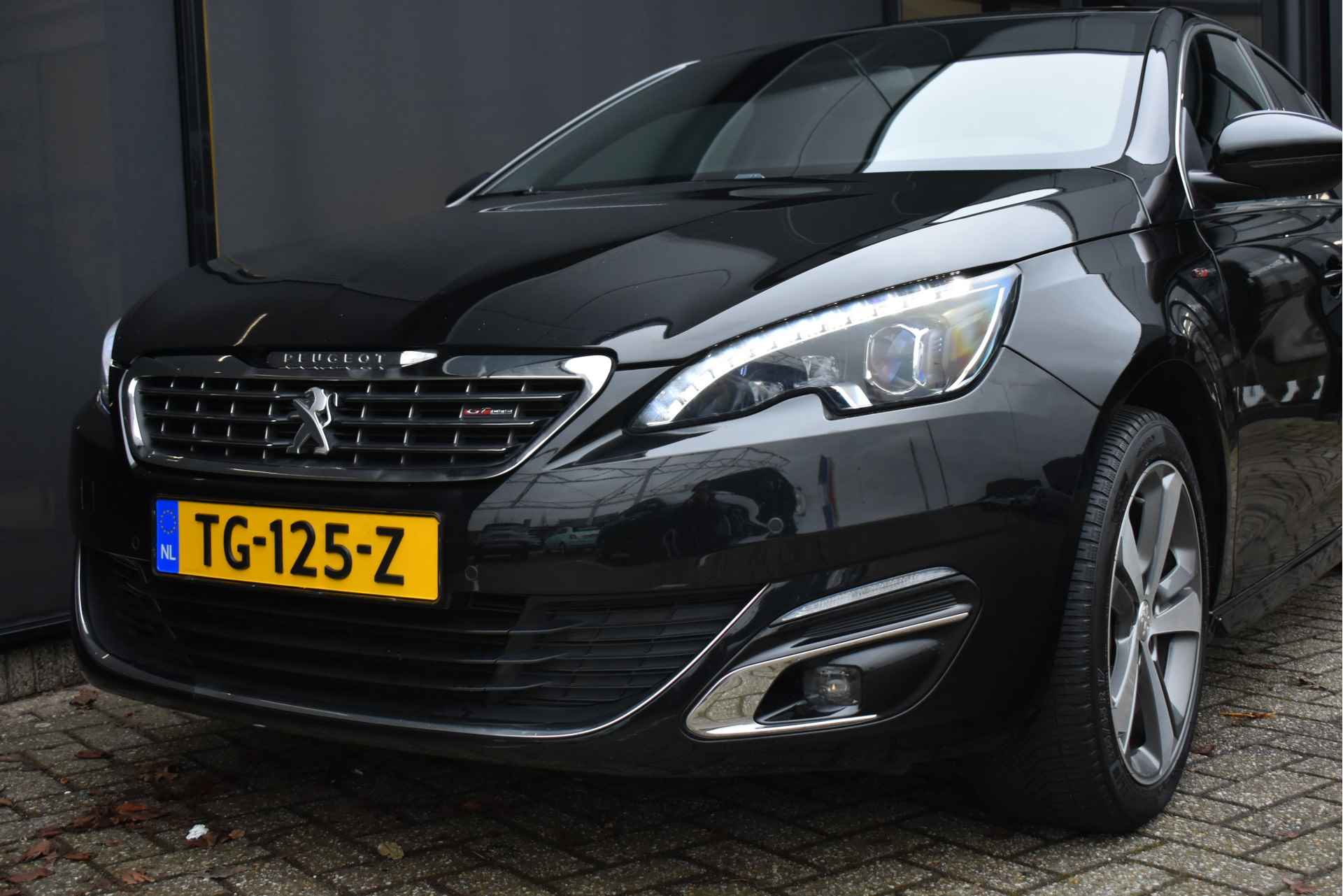 Peugeot 308 1.2 PureTech GT-line 130pk | Panoramadak | Achteruitrijcamera | Dealeronderhouden | Full-LED | Climate Control | Navigatie | Par - 36/52