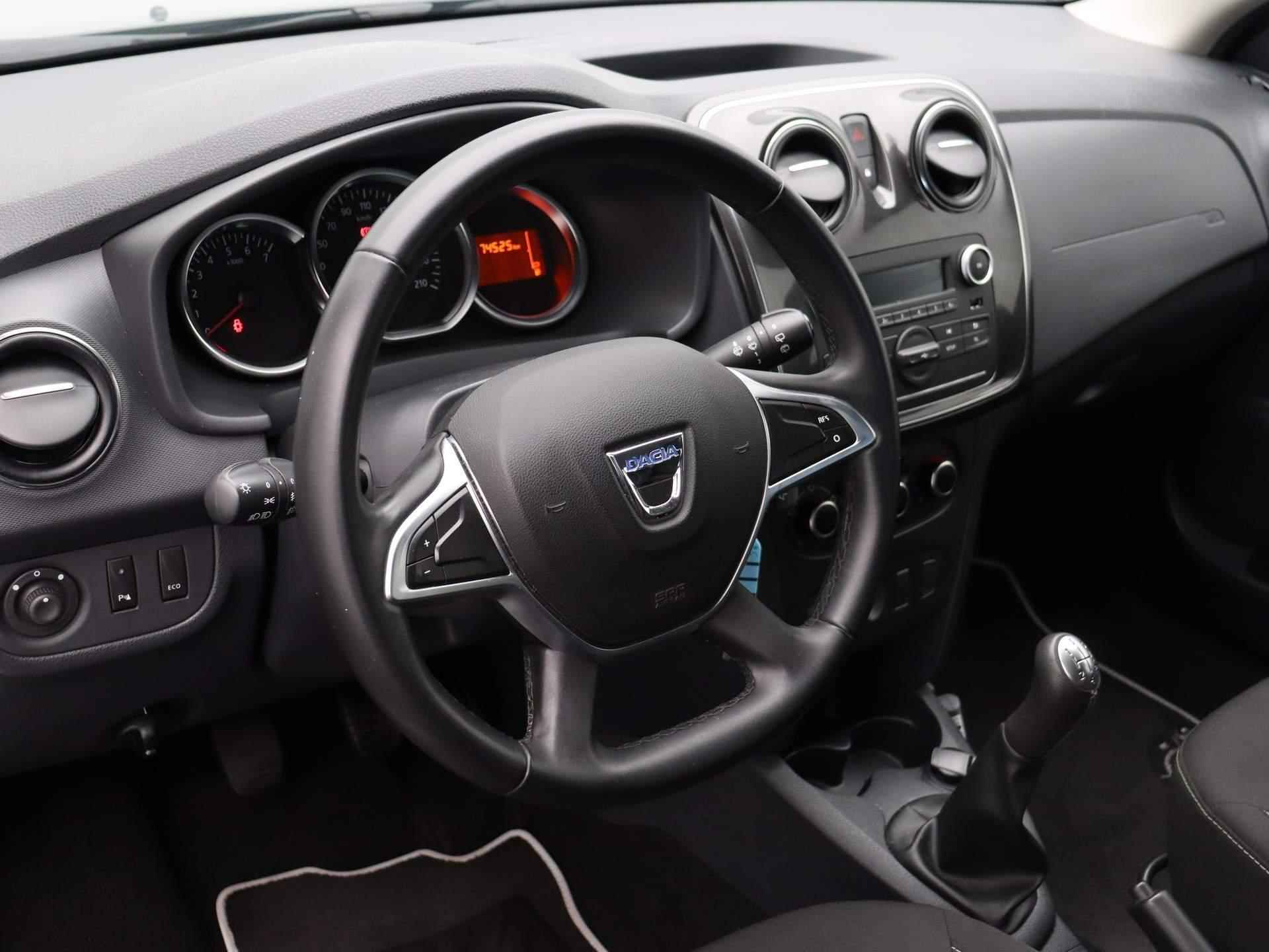 Dacia Sandero 0.9 TCe SL Royaal | Trekhaak | ABD Onderhouden | Licht Metalen Velgen | - 17/42