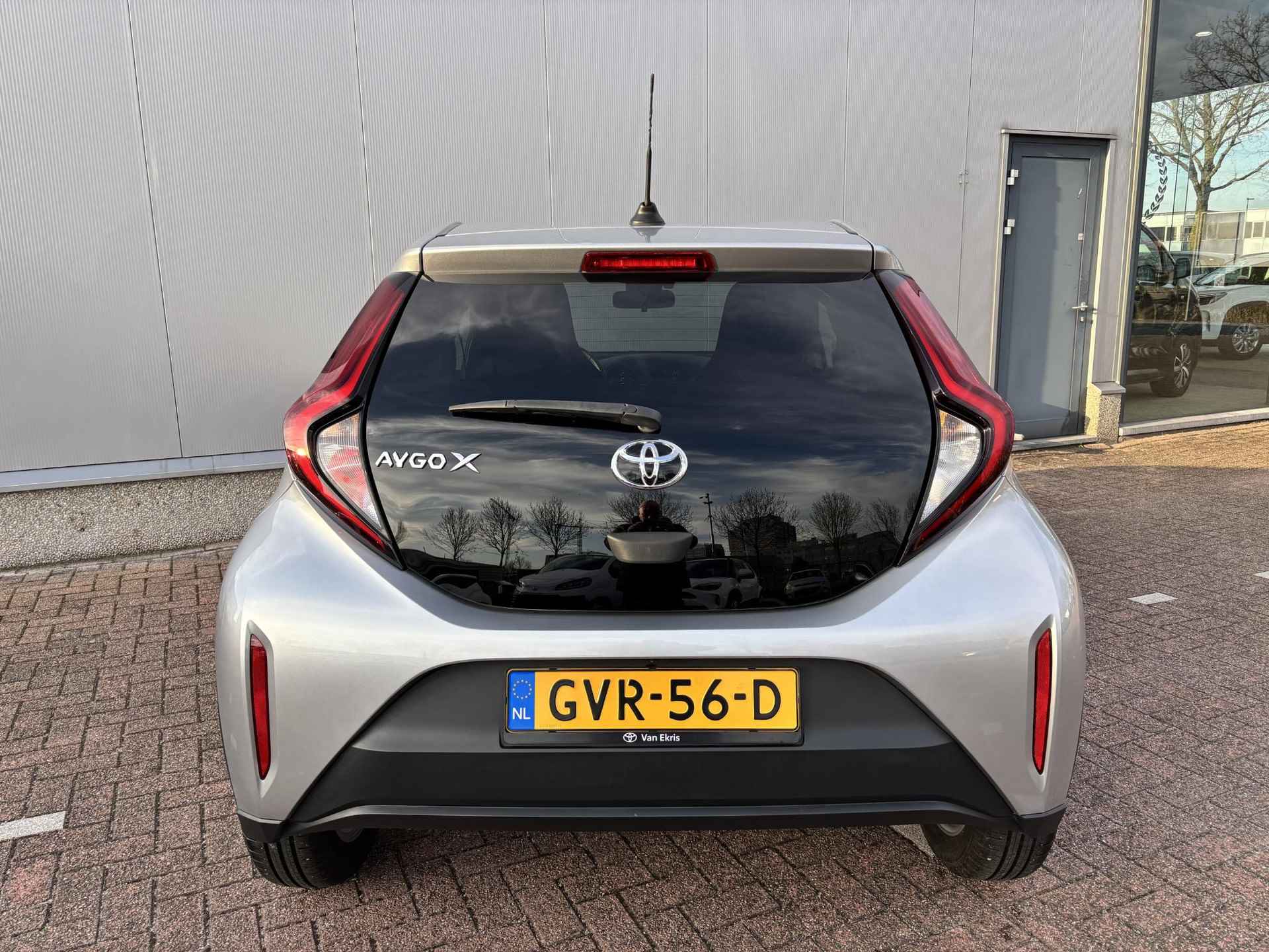 Toyota Aygo X 1.0 VVT-i MT first, Stoelverwarming, Apple carplay & Android auto - 32/42