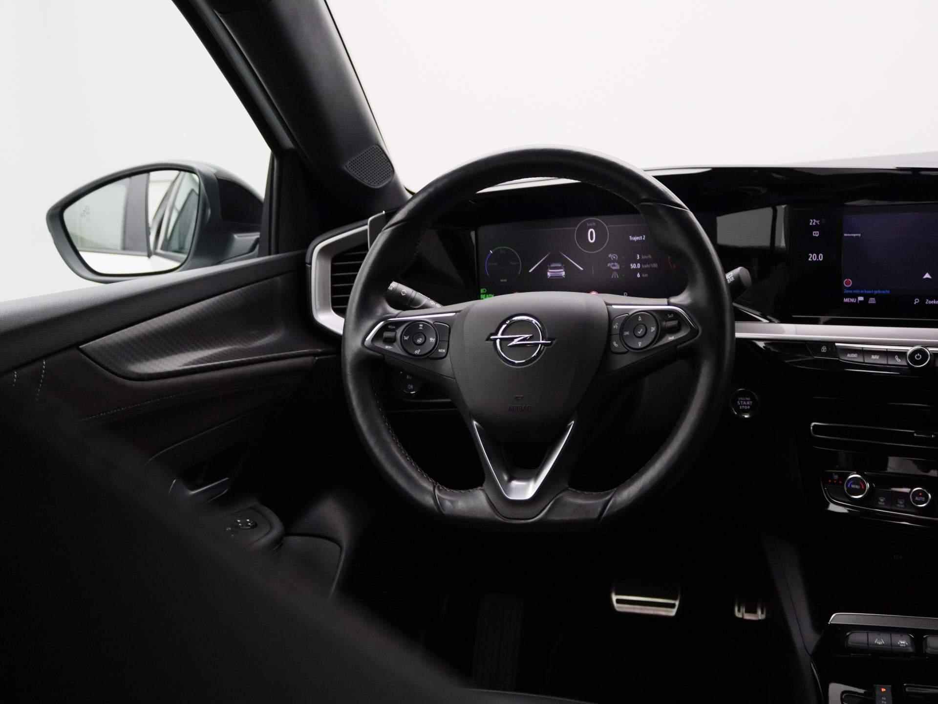 Opel Mokka-e Ultimate 50-kWh 136pk | Navigatie | Apple & Android Carplay | Adaptieve Cruise Control | Climate Control | Verwarmbare Voorstoelen + Stuur | Parkeersensoren en Camera | Warmtepomp | - 10/36