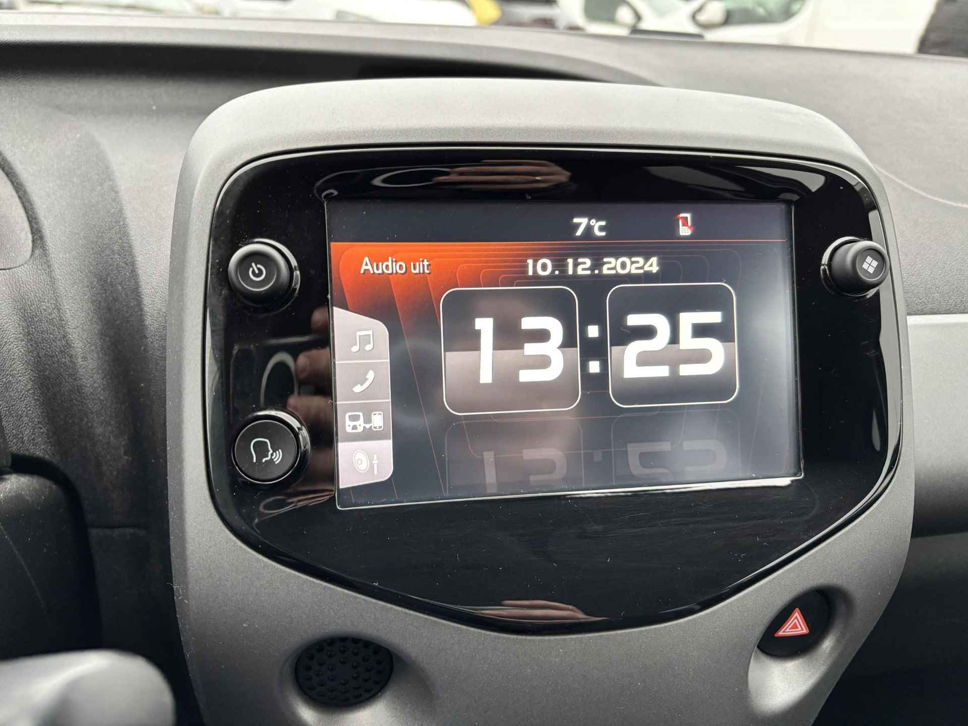 Toyota Aygo 1.0 VVT-i X-Joy, Carplay, Camera, Lm velgen, Climaatbeheersing - 18/42