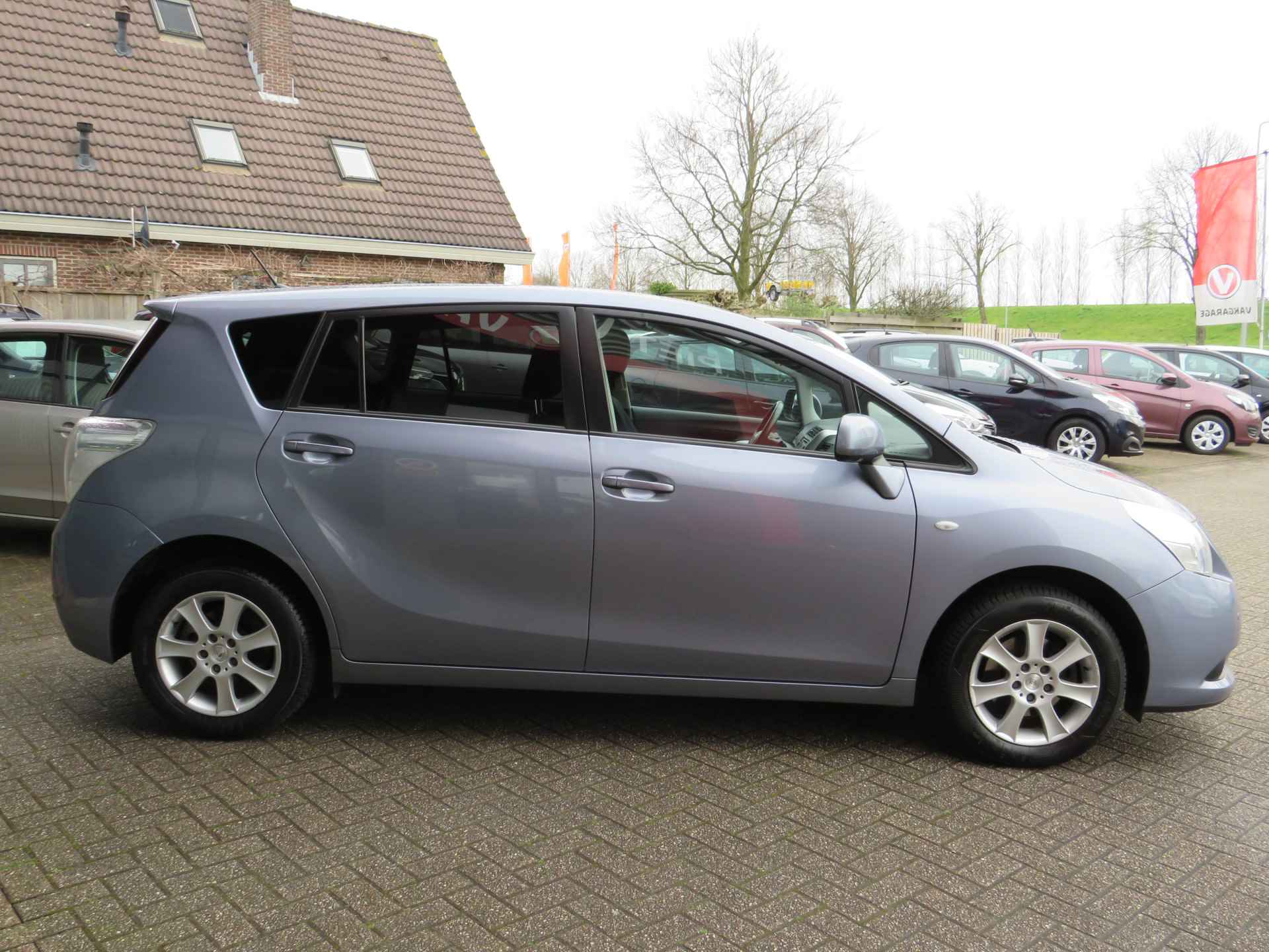 Toyota Verso 1.8 VVT-i Aspiration| 147-PK| | Clima-Airco | Navigatie | Parkeercamera | Incl. BOVAG Garantie | Bluetooth | Lichtmetalen velgen | - 8/40