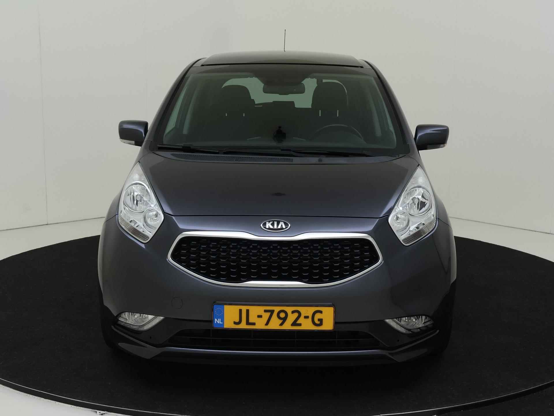 Kia Venga 1.6 CVVT 125 PK ExecutiveLine Navigatie / Climate Control / Cruise Control / Stoelverwarming / Camera Achter / PANAROMA DAK - 5/31