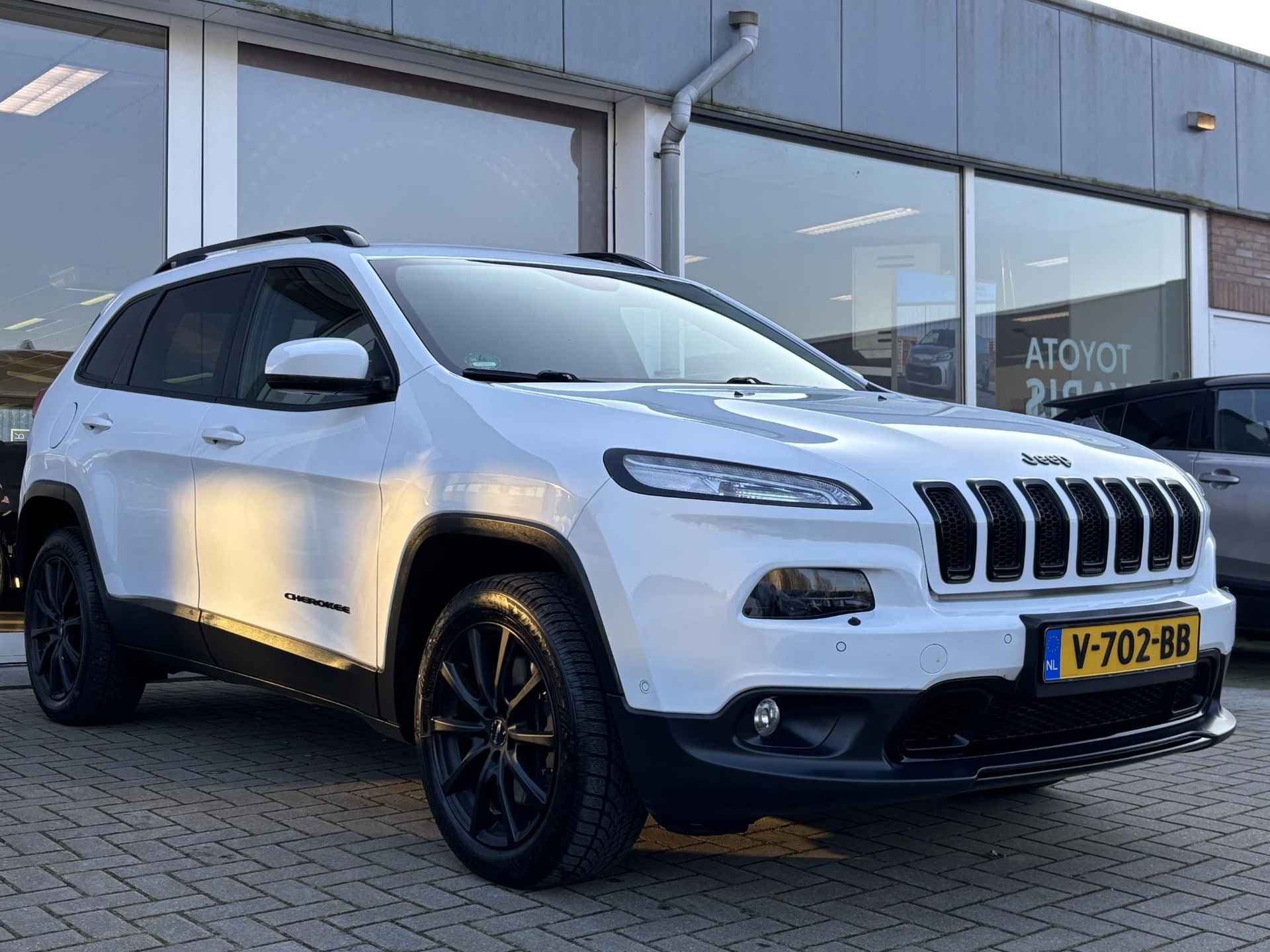 Jeep Cherokee 2.2 Night Eagle VAN | Navi | Cruise control | Net binnen, meer foto’s volgen! - 52/61