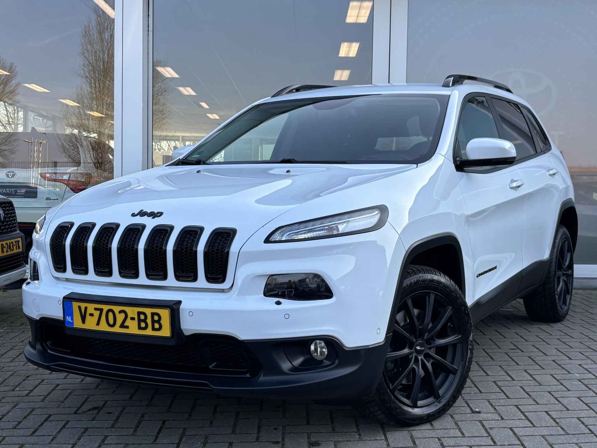 Jeep Cherokee 2.2 Night Eagle VAN | Navi | Cruise control | Net binnen, meer foto’s volgen! - 60/61