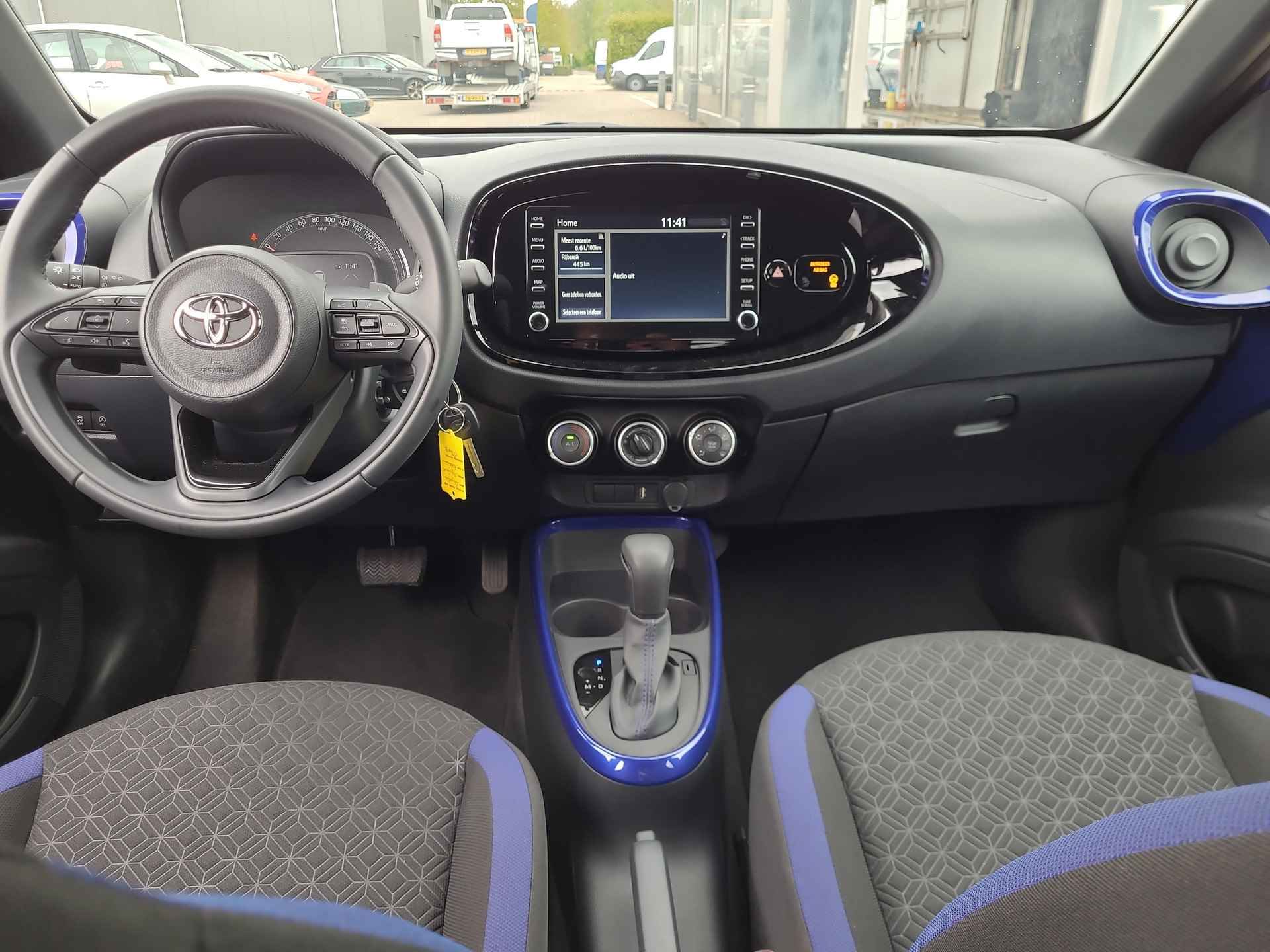 Toyota Aygo X 1.0 VVT-i S-CVT Pulse Automaat | Apple CarPlay / Android Auto | Rijklaarprijs incl. garantie | - 10/31