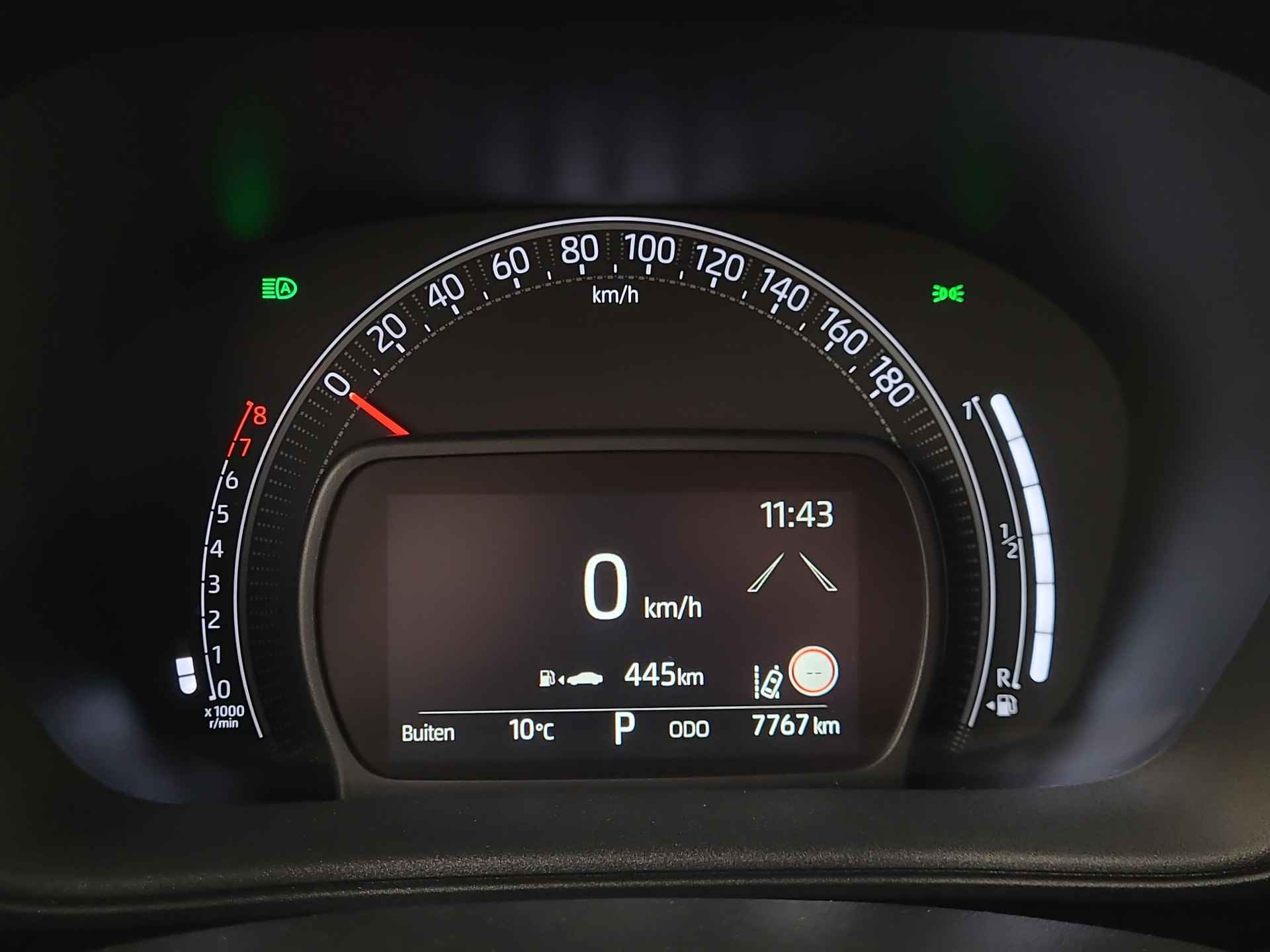 Toyota Aygo X 1.0 VVT-i S-CVT Pulse Automaat | Apple CarPlay / Android Auto | Rijklaarprijs incl. garantie | - 18/31