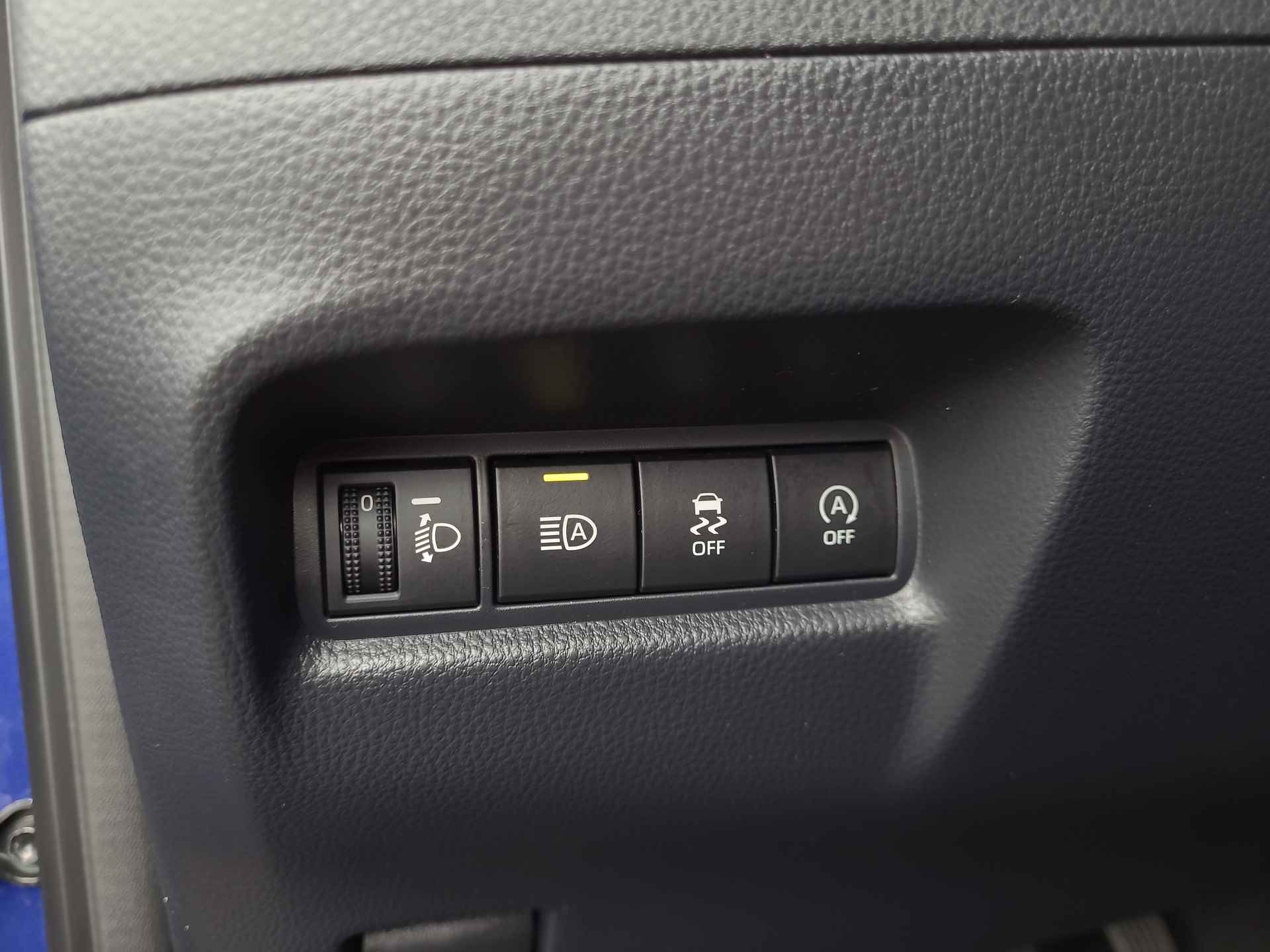 Toyota Aygo X 1.0 VVT-i S-CVT Pulse Automaat | Apple CarPlay / Android Auto | Rijklaarprijs incl. garantie | - 27/31