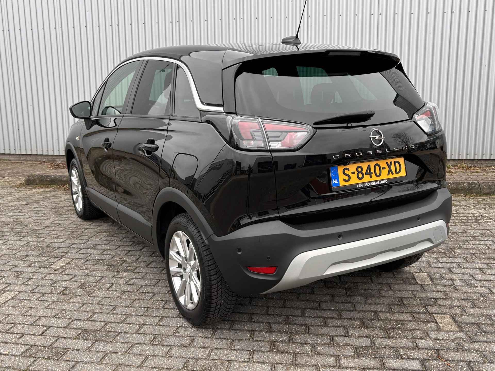 Opel Crossland 1.2 Turbo Elegance  | Camera | Parkeersensoren | AGR-stoelen | Stuur/Stoelverwarming | - 3/28