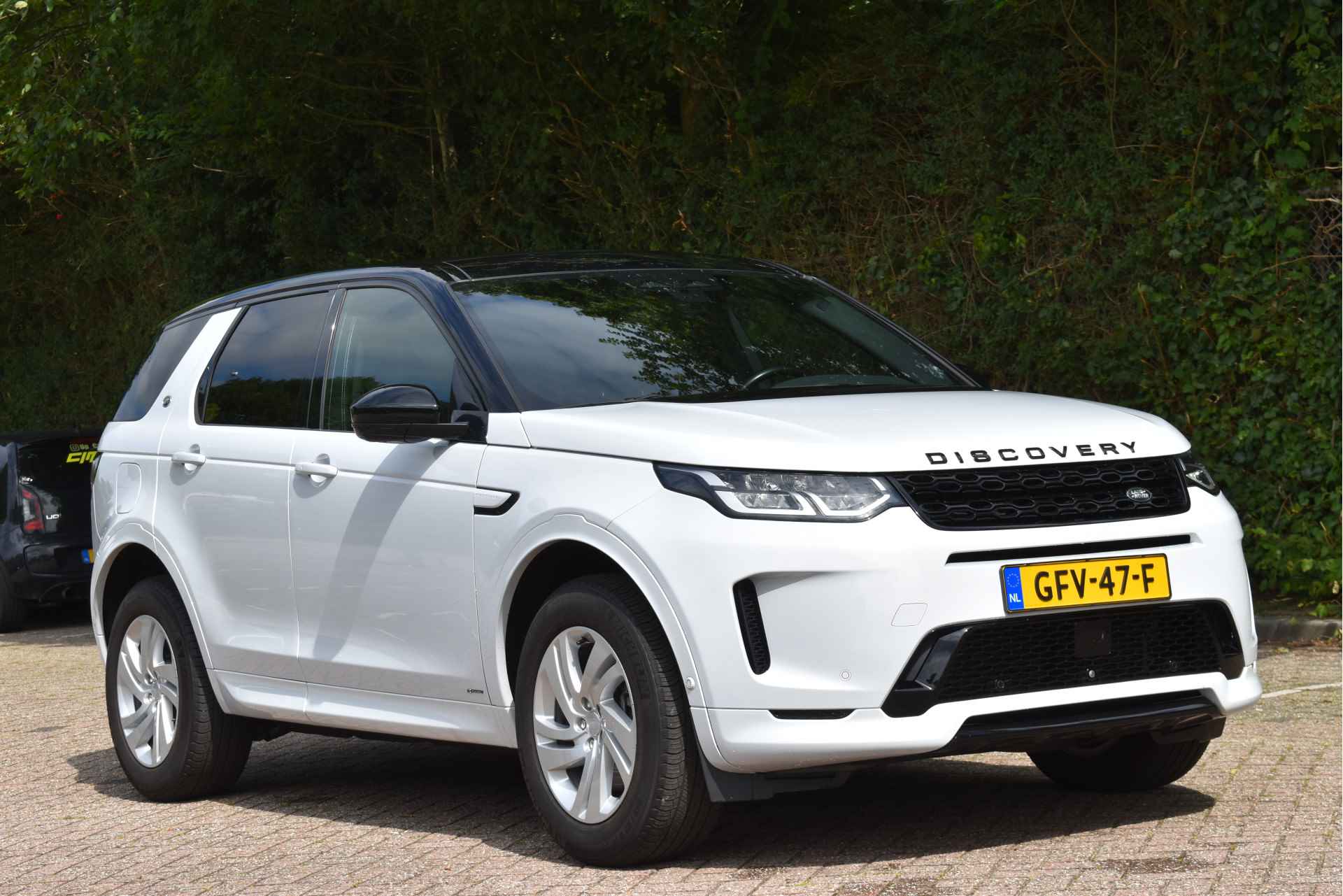 Land Rover Discovery Sport P300e 1.5 R-Dynamic Vol | Pano.dak | 360 gr.camera | Elekt.haak | Stoelverw. | Keyless | Carplay | Elekt.stoelen | Full LED - 7/87