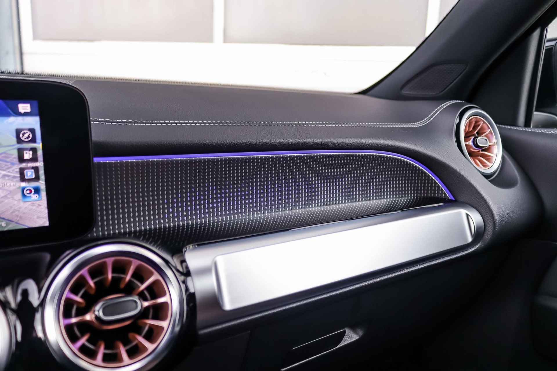 Mercedes-Benz EQB EQB 250+ Business Edition 7-Persoons | Premium Pakket | Distronic | LED | Advanced Sound System | Sfeerverlichting | Spiegelpakket - 12/41