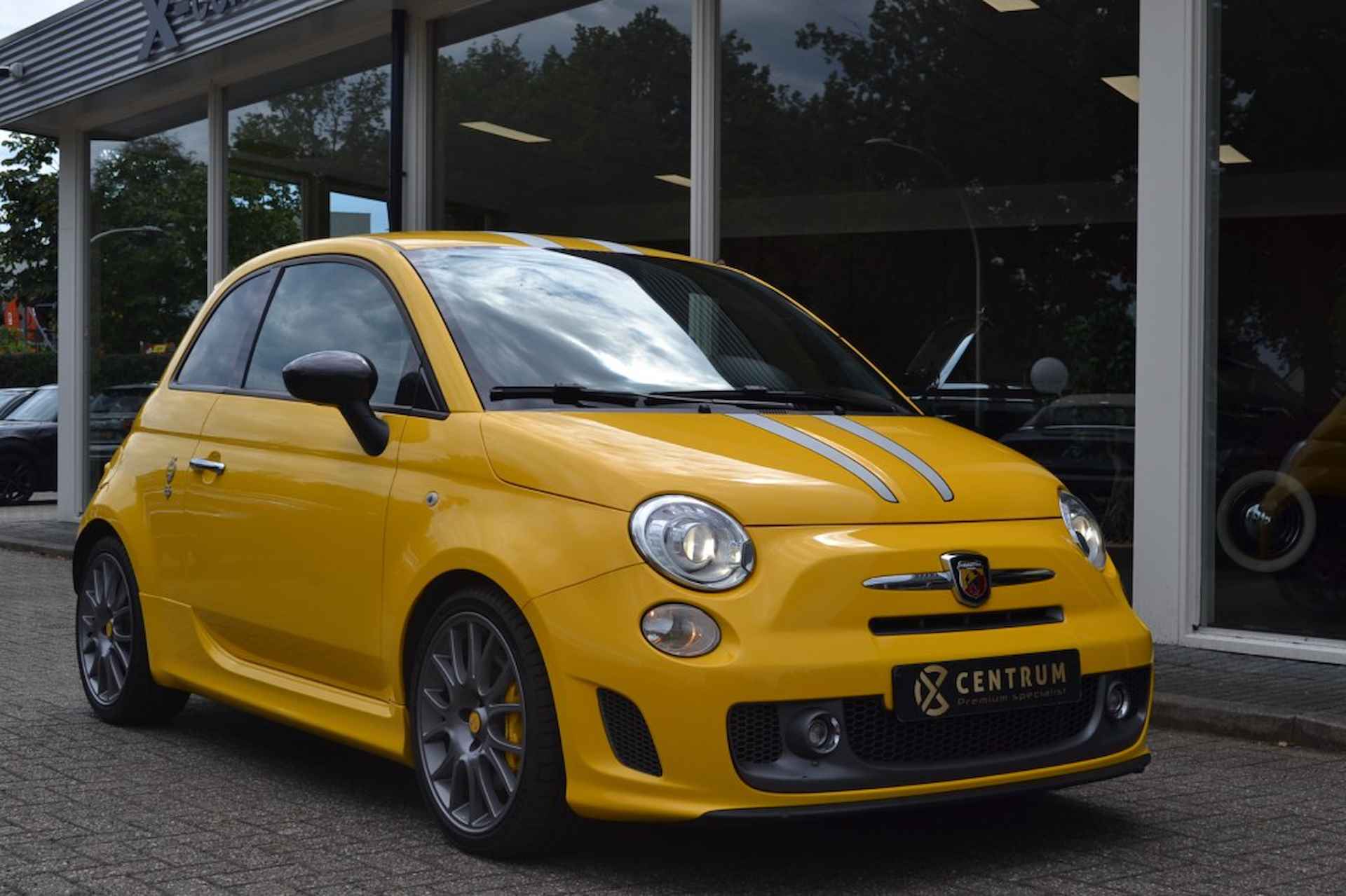 ABARTH 695 Abarth 695 Tributo Ferrari collector item - 2/15