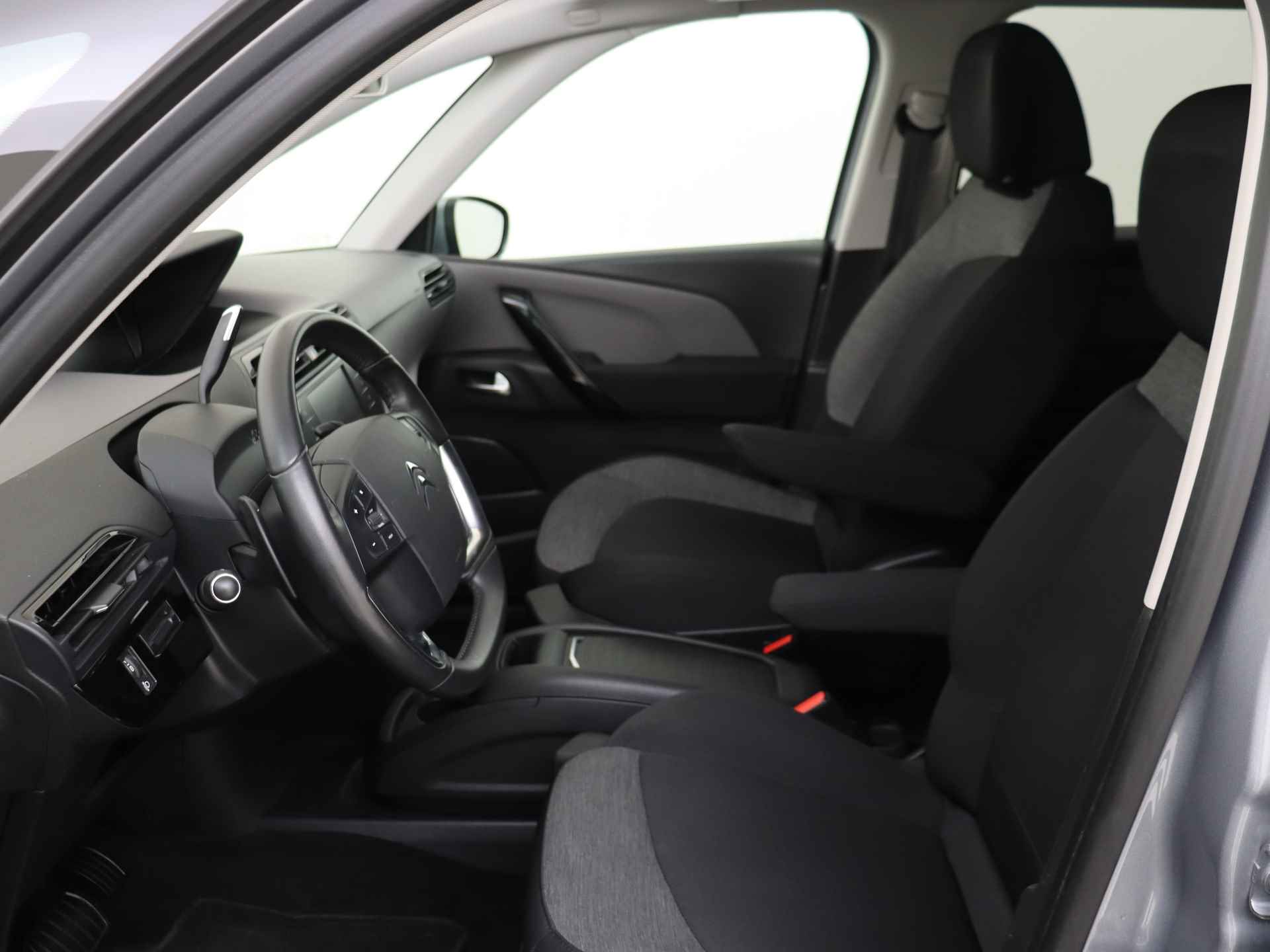 Citroën Grand C4 Picasso 1.2 PureTech Business Automaat | Navigatie | Trekhaak | 7 zitplaatsen - 10/35