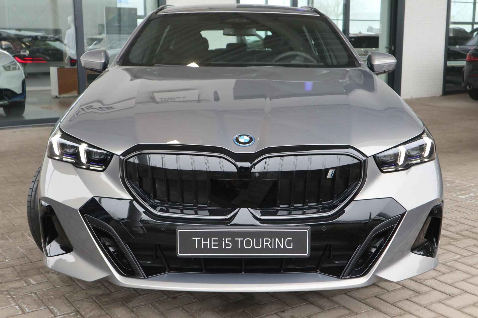 BMW i5 Touring eDrive40 M Sport Edition | M Sport package | M Sport package Pro - 3/31