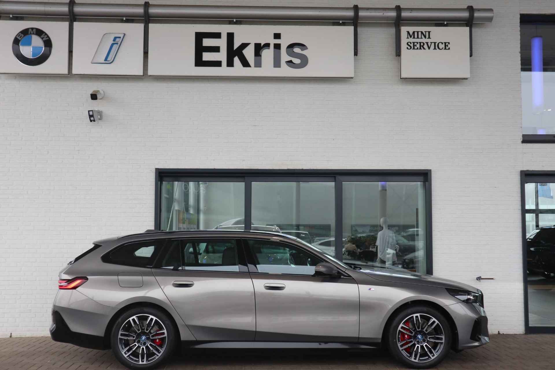 BMW i5 Touring eDrive40 M Sport Edition | M Sport package | M Sport package Pro - 6/31