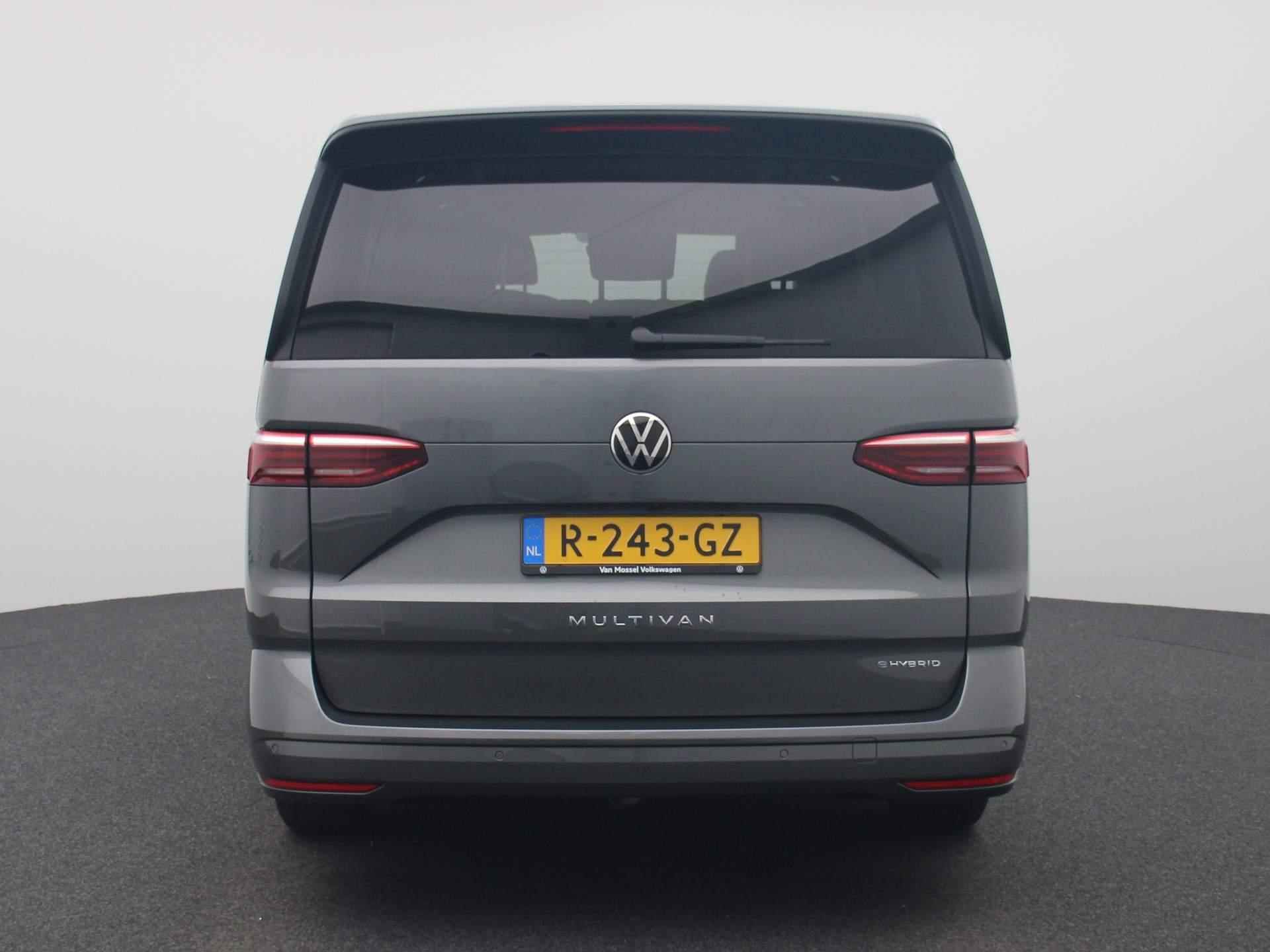 Volkswagen Multivan 1.4 eHybrid L2H1 Life | Automaat | Multifunctioneel stuur | Camera | Airco | Cruise control | Parkeerhulp voor + achter | - 7/29