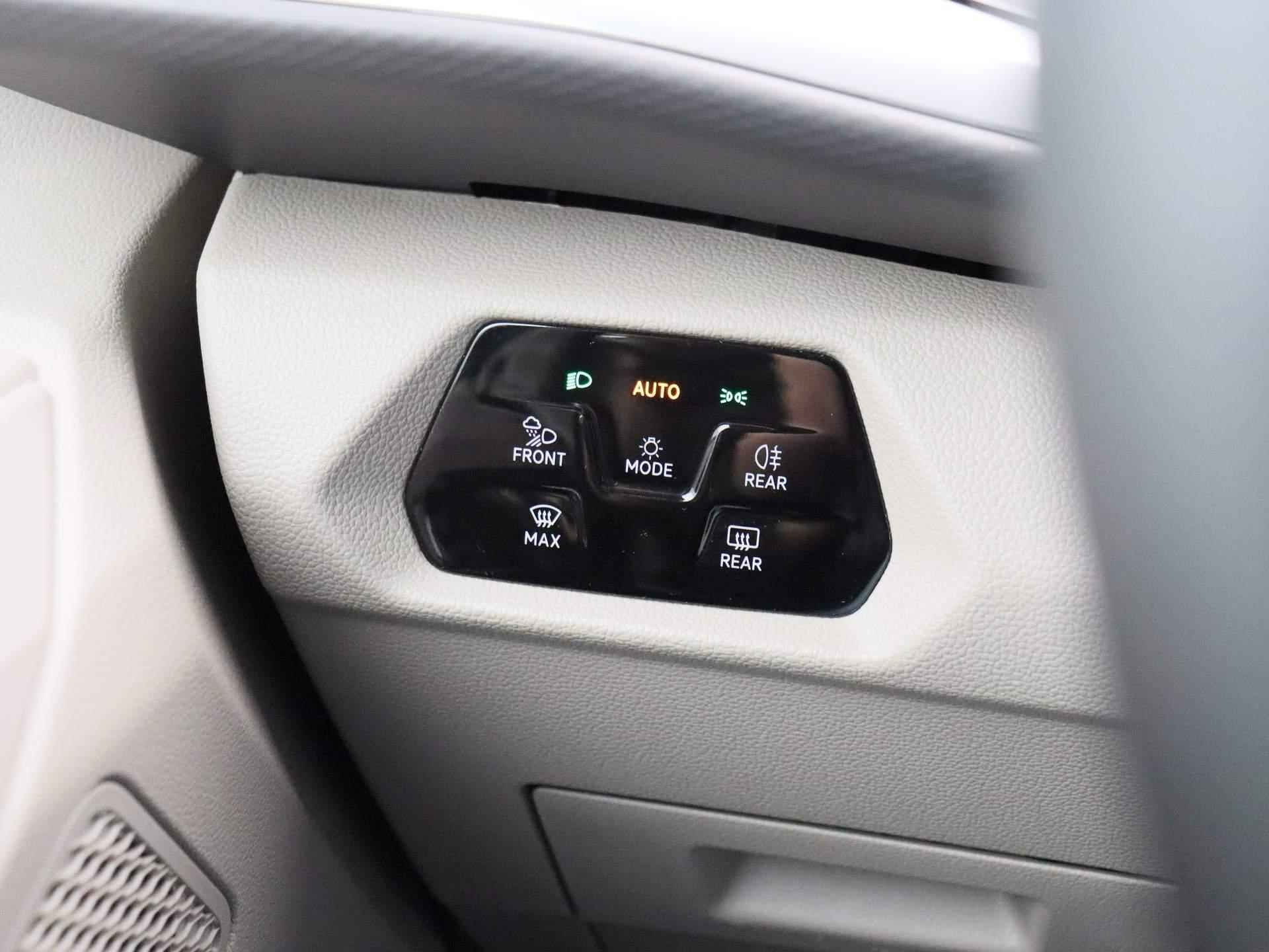 Volkswagen Multivan 1.4 eHybrid L2H1 Life | Automaat | Multifunctioneel stuur | Camera | Airco | Cruise control | Parkeerhulp voor + achter | - 16/29