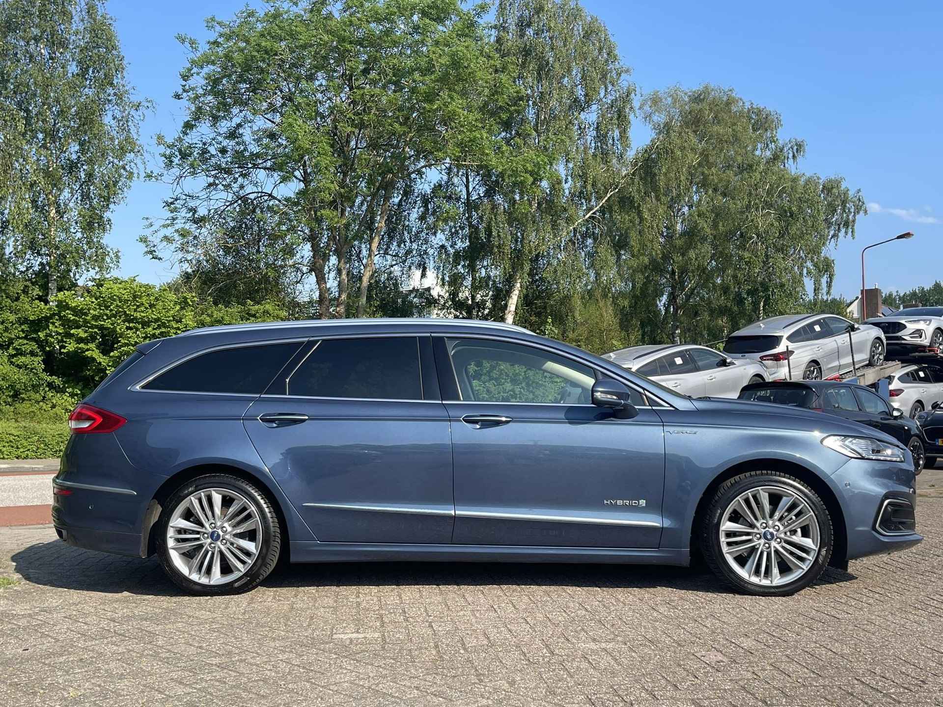 Ford Mondeo Wagon 2.0 IVCT HEV Vignale 187pk | Adaptieve Cruise |  Sony Audio | Full LED | Achteruitrijcamera | Lederen bekleding | Memory Seats - 3/43