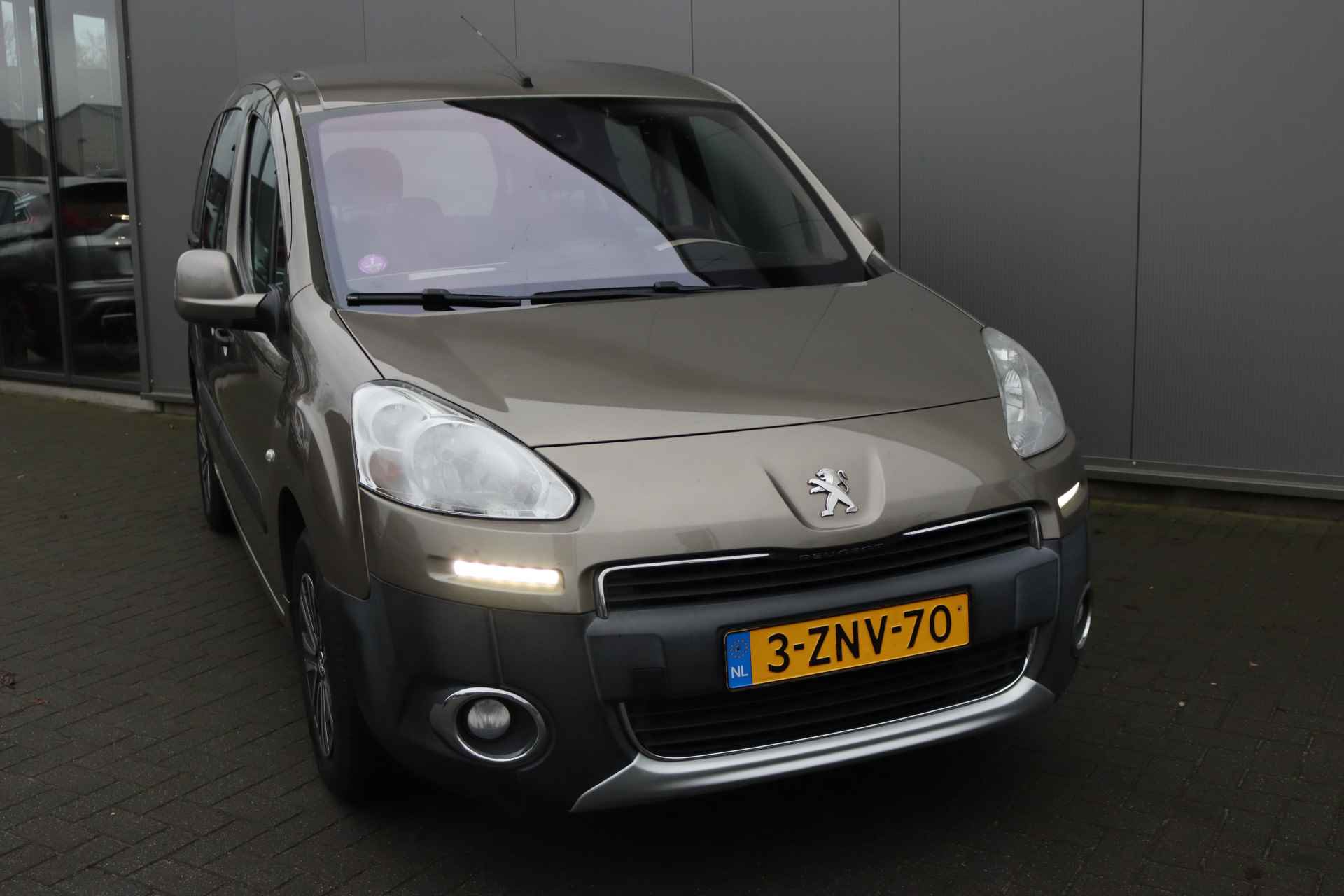 Peugeot Partner Tepee 1.6 VTi Access Airco/Elektrisch-pakket/Parkeersensoren - 8/19