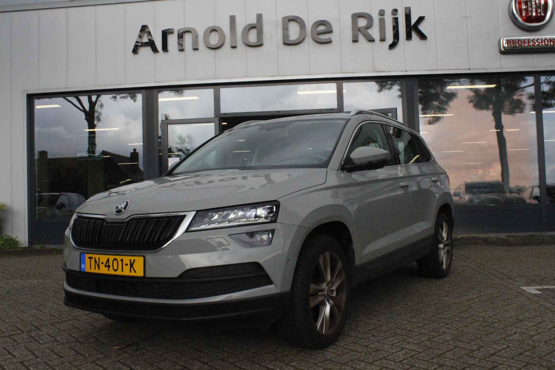 Skoda Karoq 1.6 TDI Style Business Omslagpunt 19000 km per jaar - 1/16