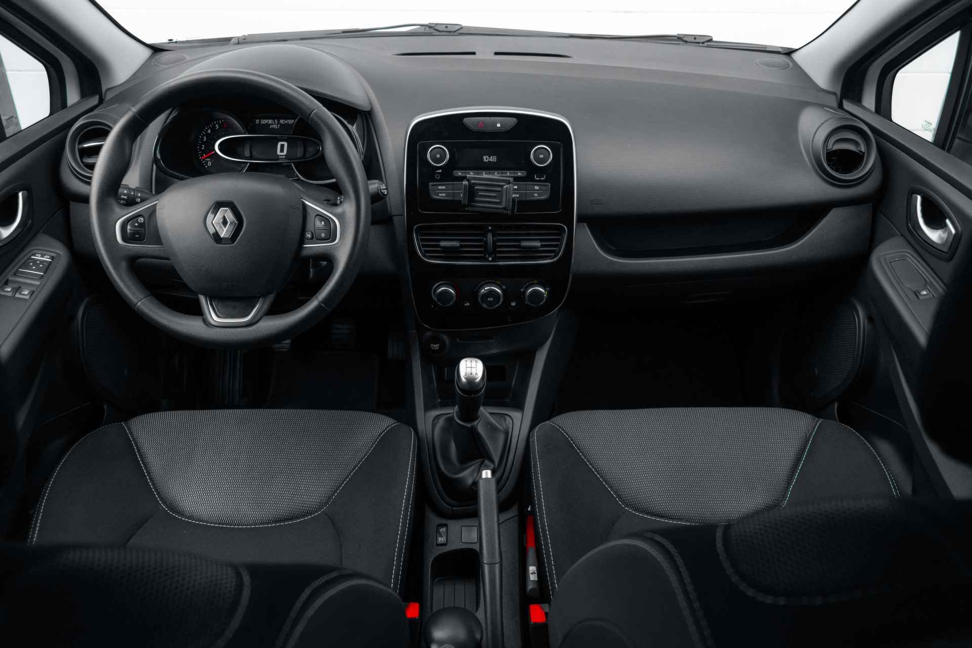 Renault Clio Estate 0.9 TCe Life | Blue tooth radio/USB | Ramen elektrisch | Cruise controle | incl. Bovag rijklaarpakket met 12 maanden garantie | - 8/43