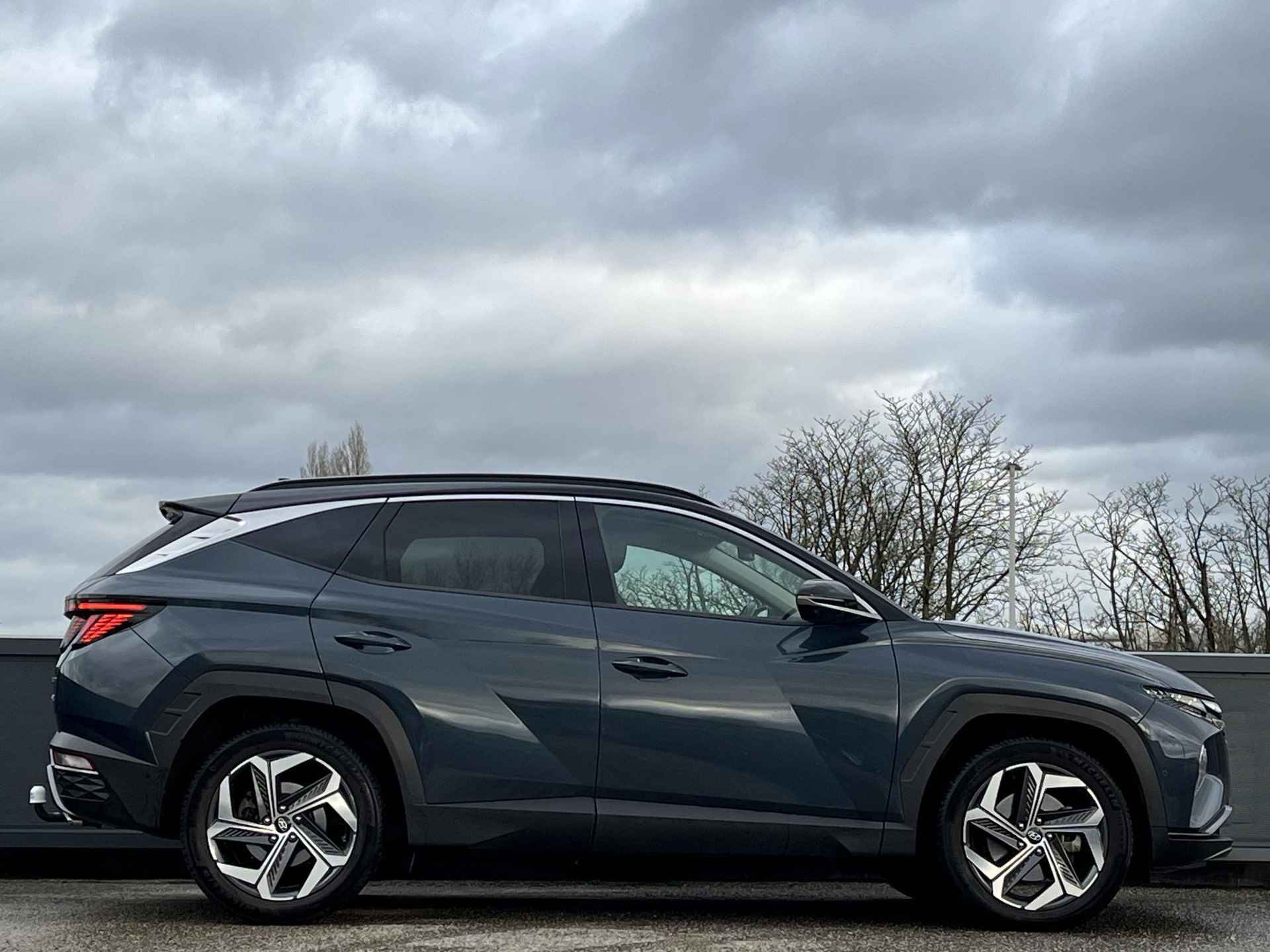 Hyundai Tucson 1.6 T-GDI 230 PK HEV HYbrid Premium | Trekhaak *1650 kg Trekvermogen | Blind spot camera spiegels | Lederen bekleding | 19'' Lmv 2 Tone velgen | - 5/57